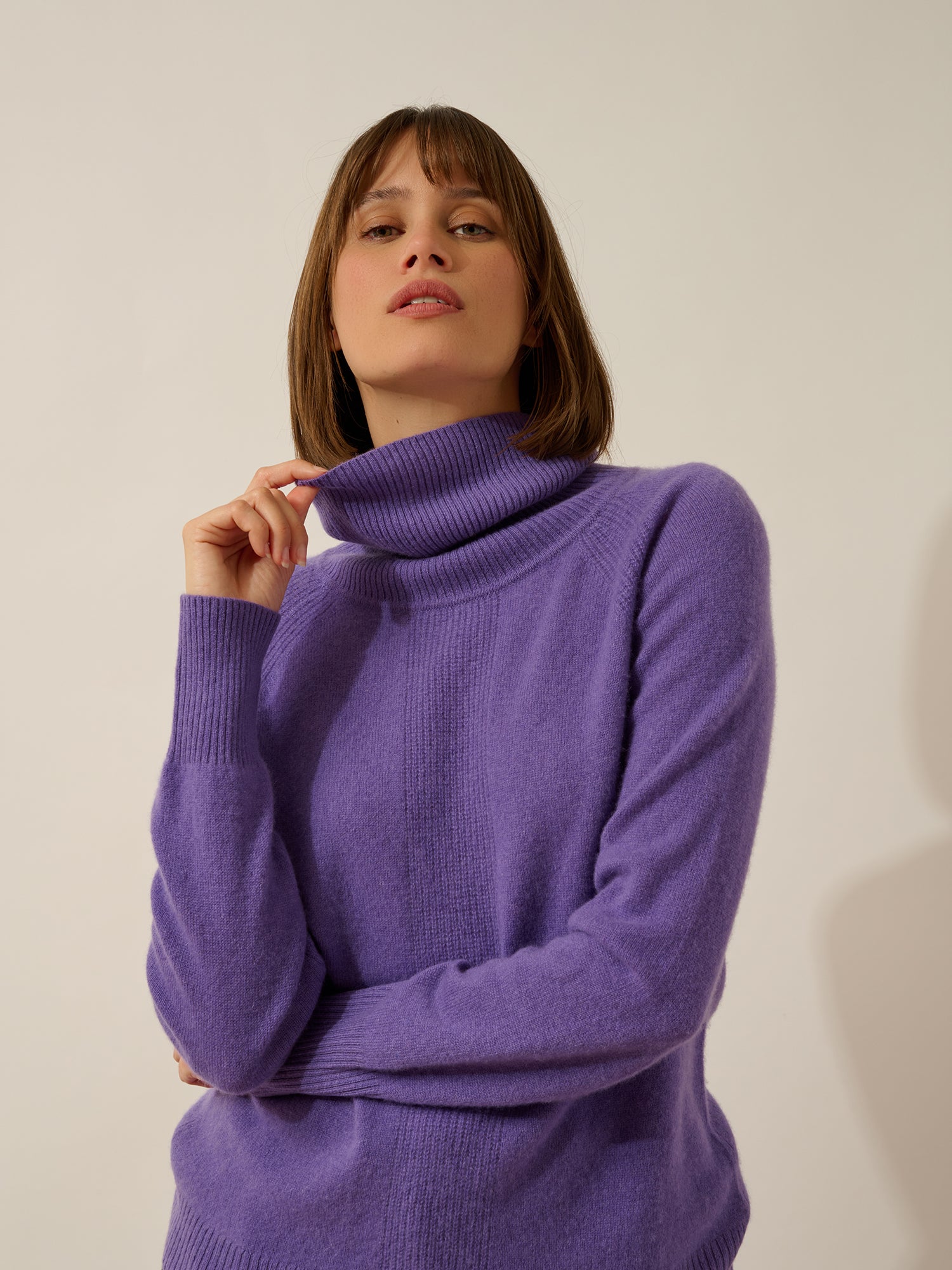 LILLY pull col roulé glycine