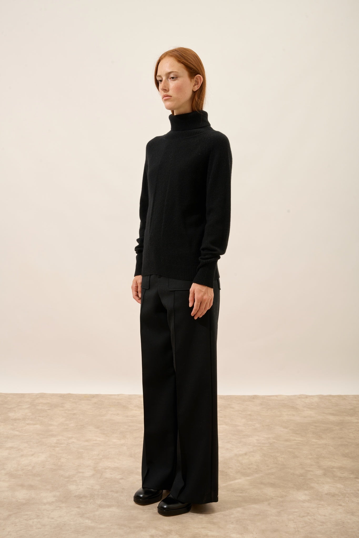 LILLY pull col roulé noir