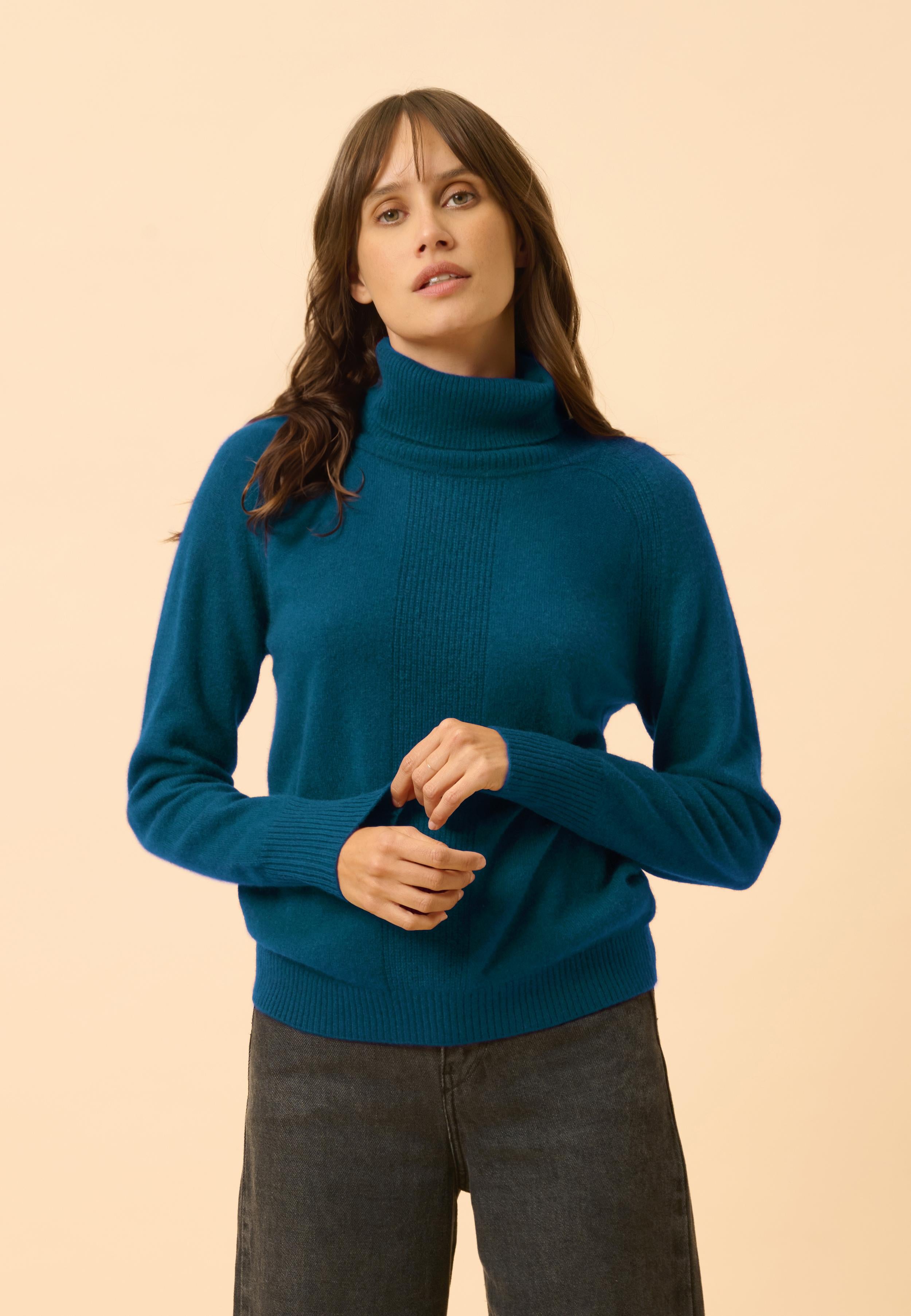 LILLY pull col roulé paon