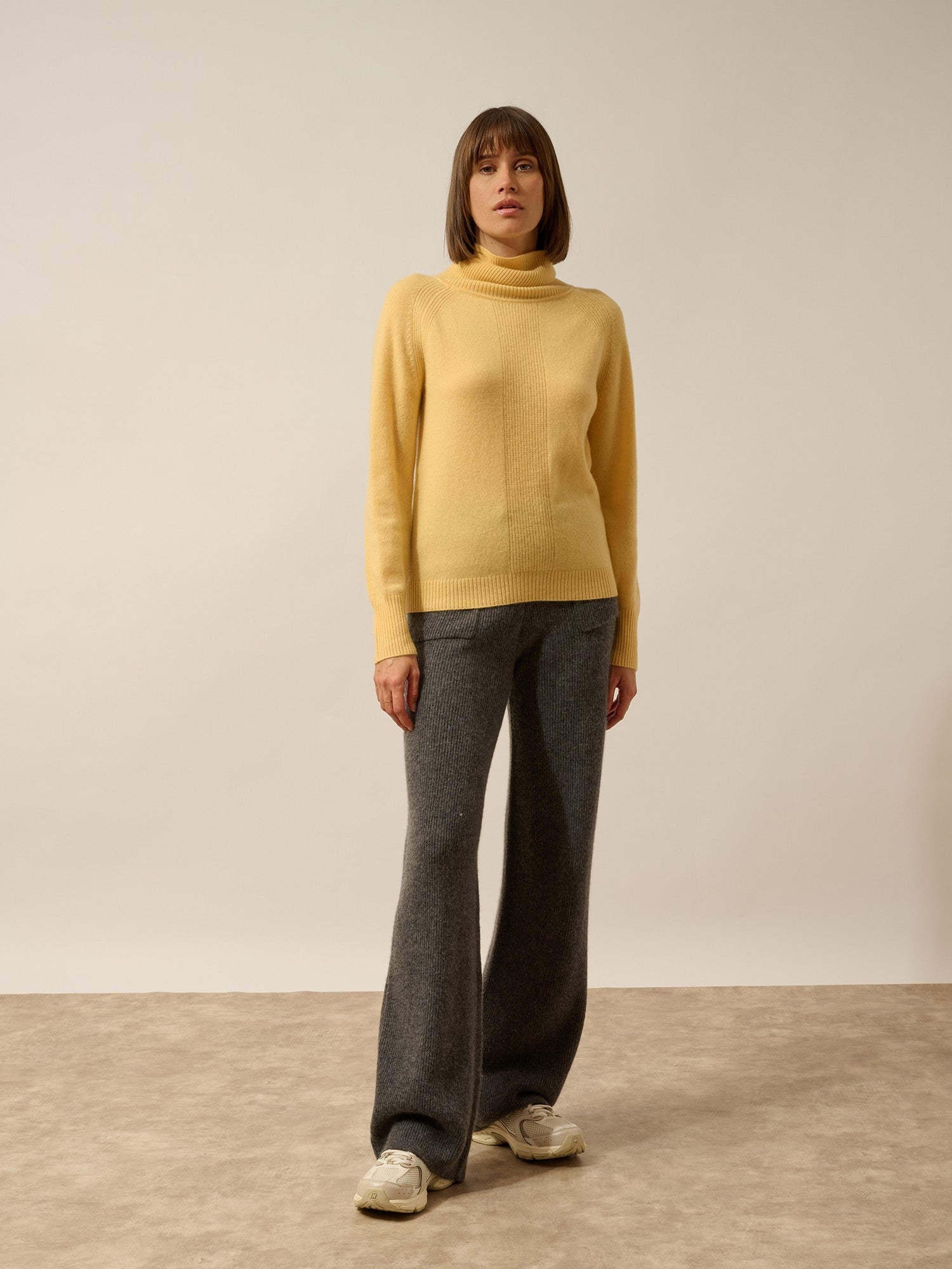 lilly pull col roulé vanille