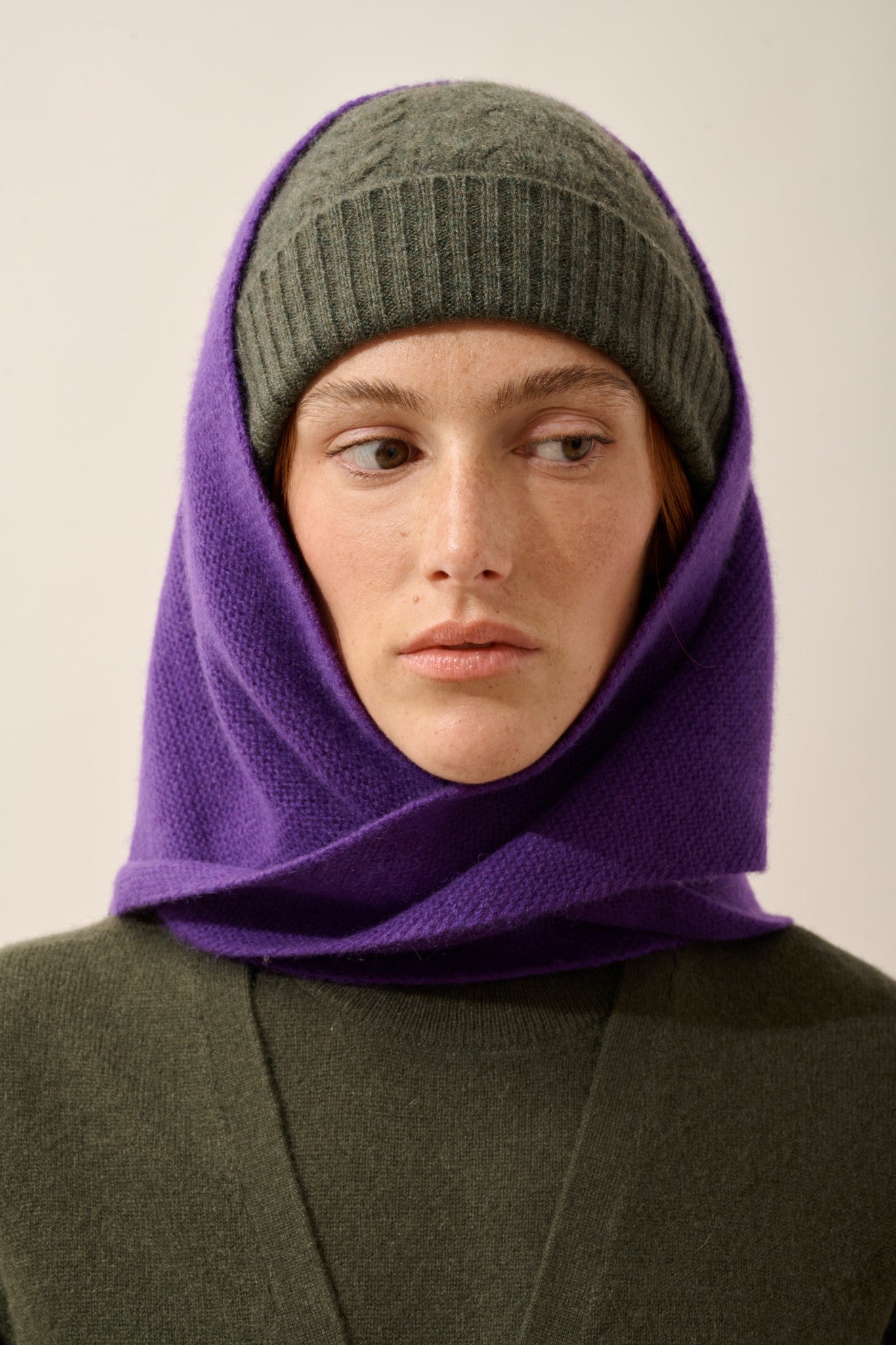 lima écharpe triangle avec franges 4 fils violette 100% cachemire