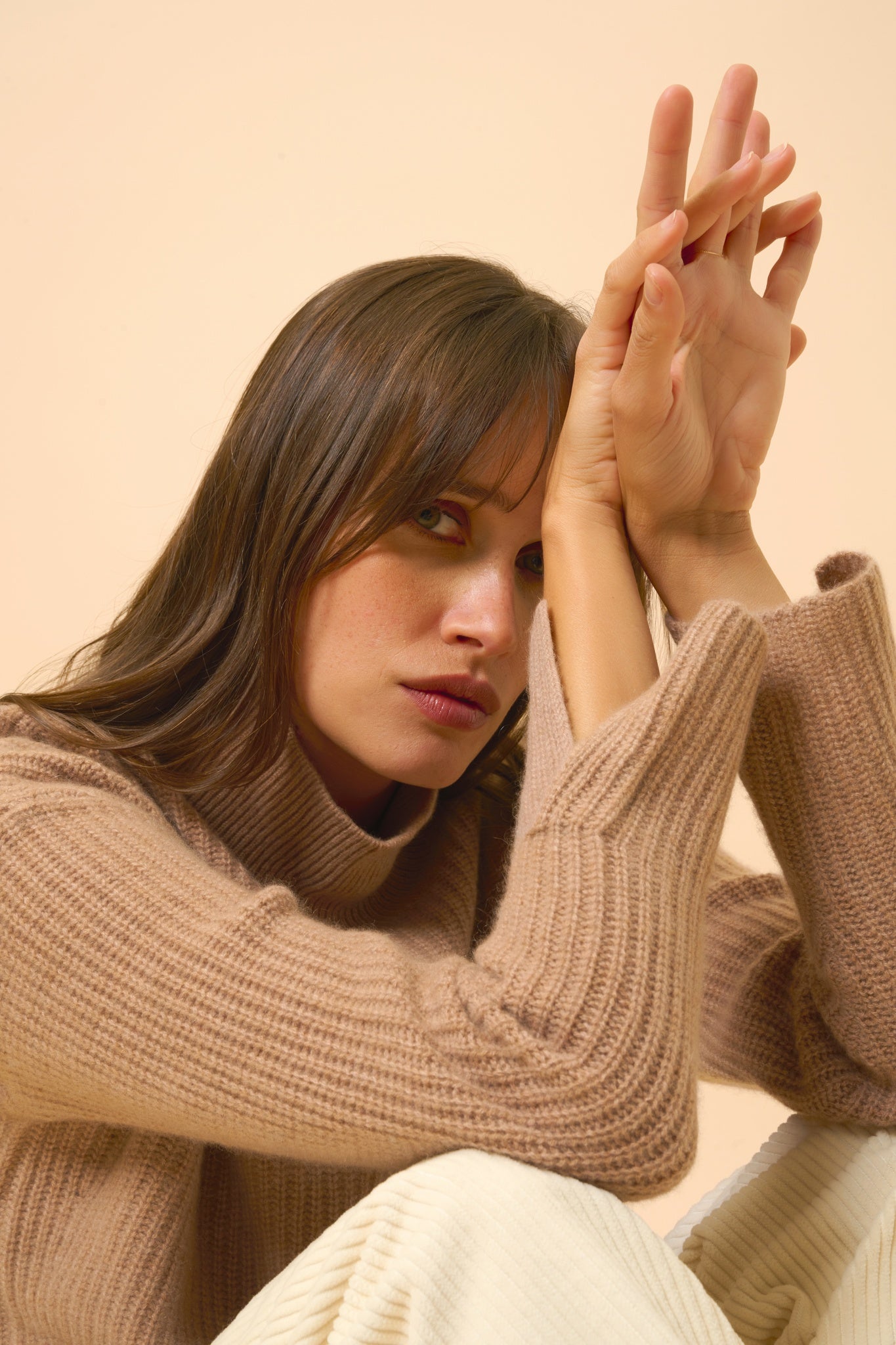 LOUISE pull col roulé camel chiné