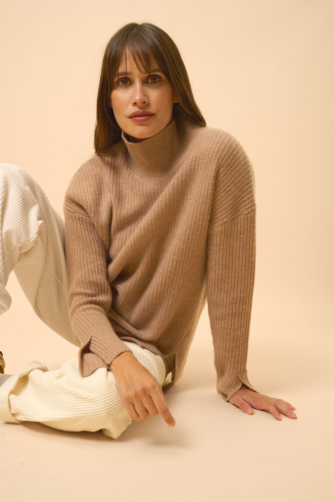 LOUISE pull col roulé camel chiné