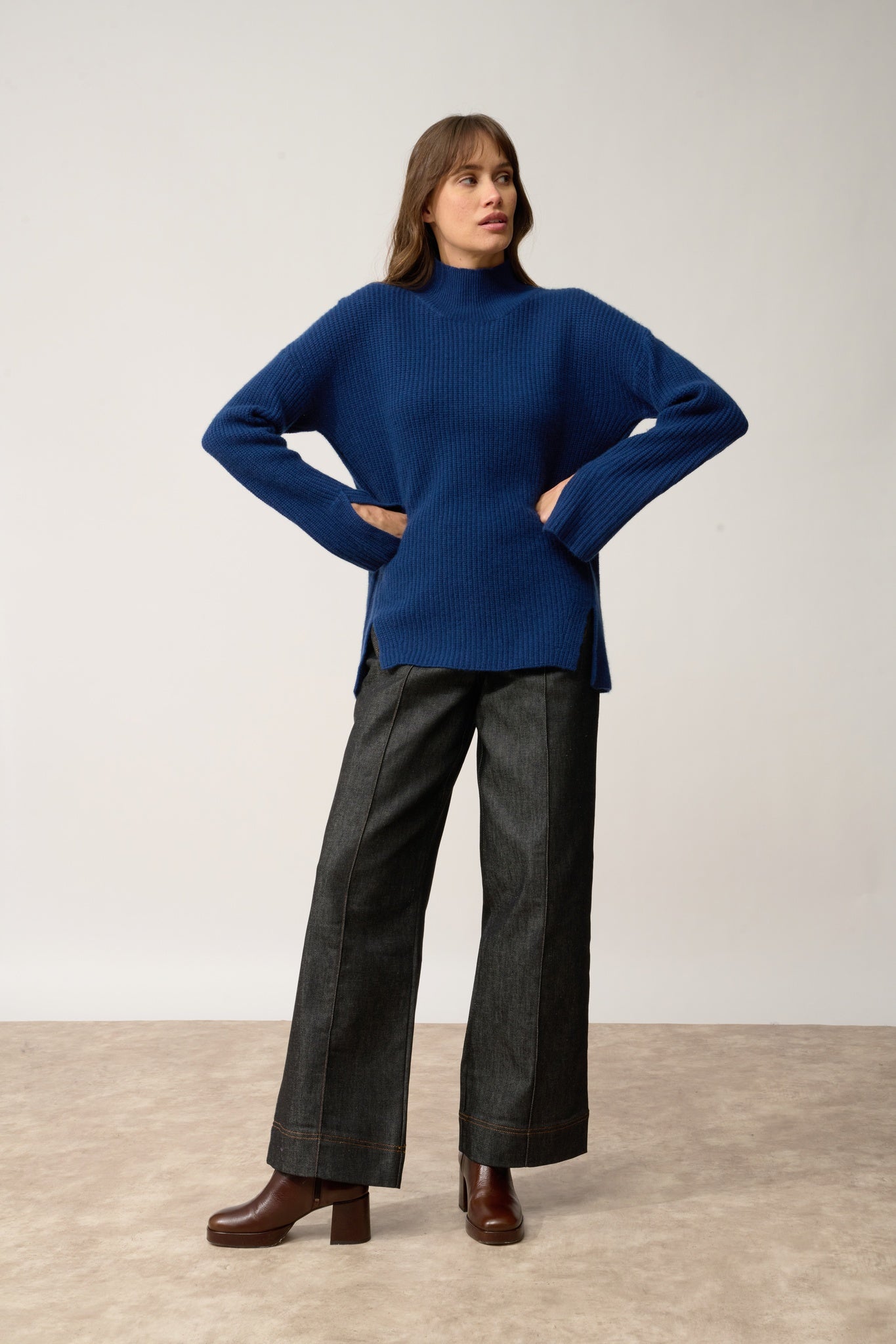 LOUISE pull col roulé minuit