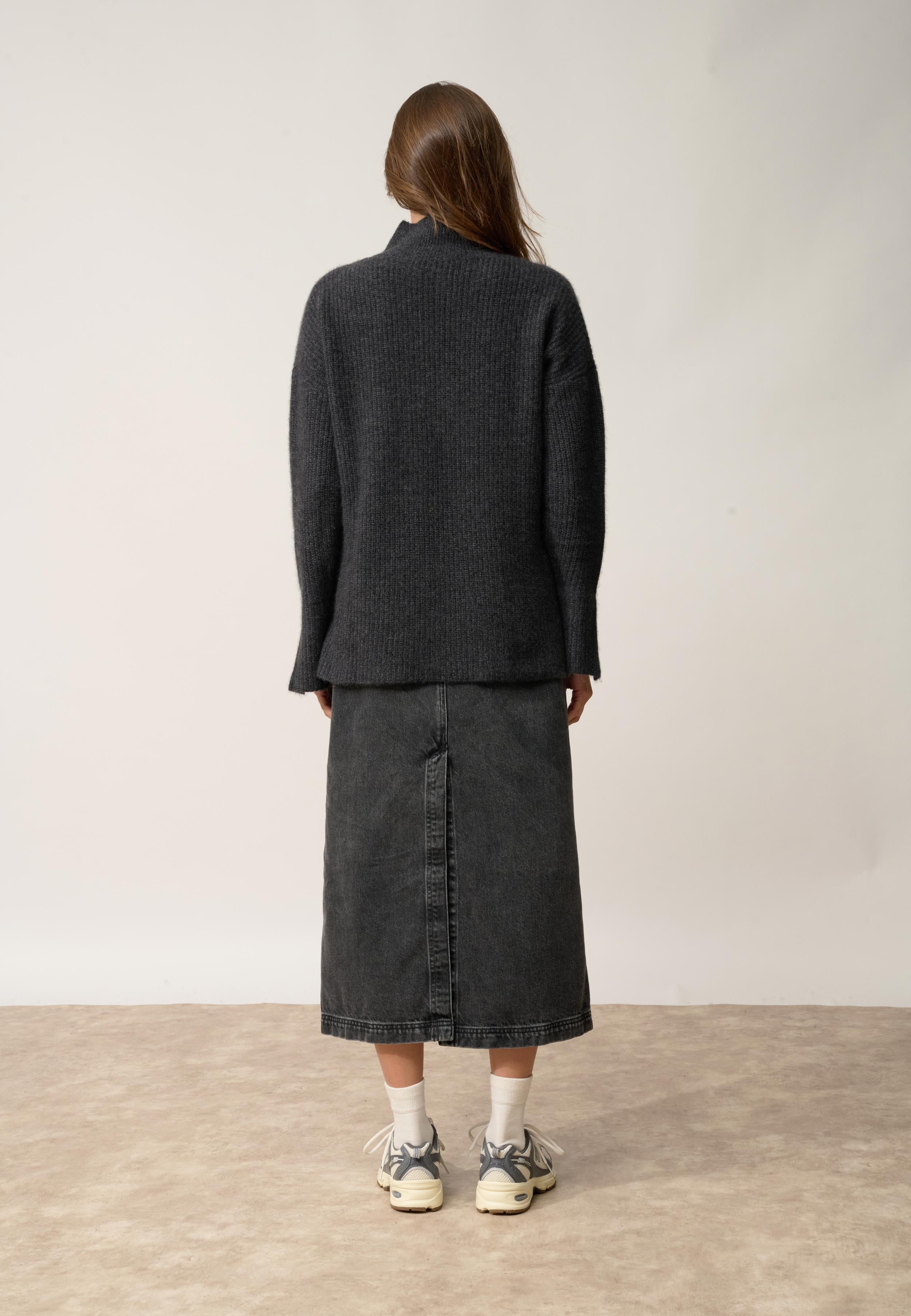 LOUISE pull col roulé noir chiné