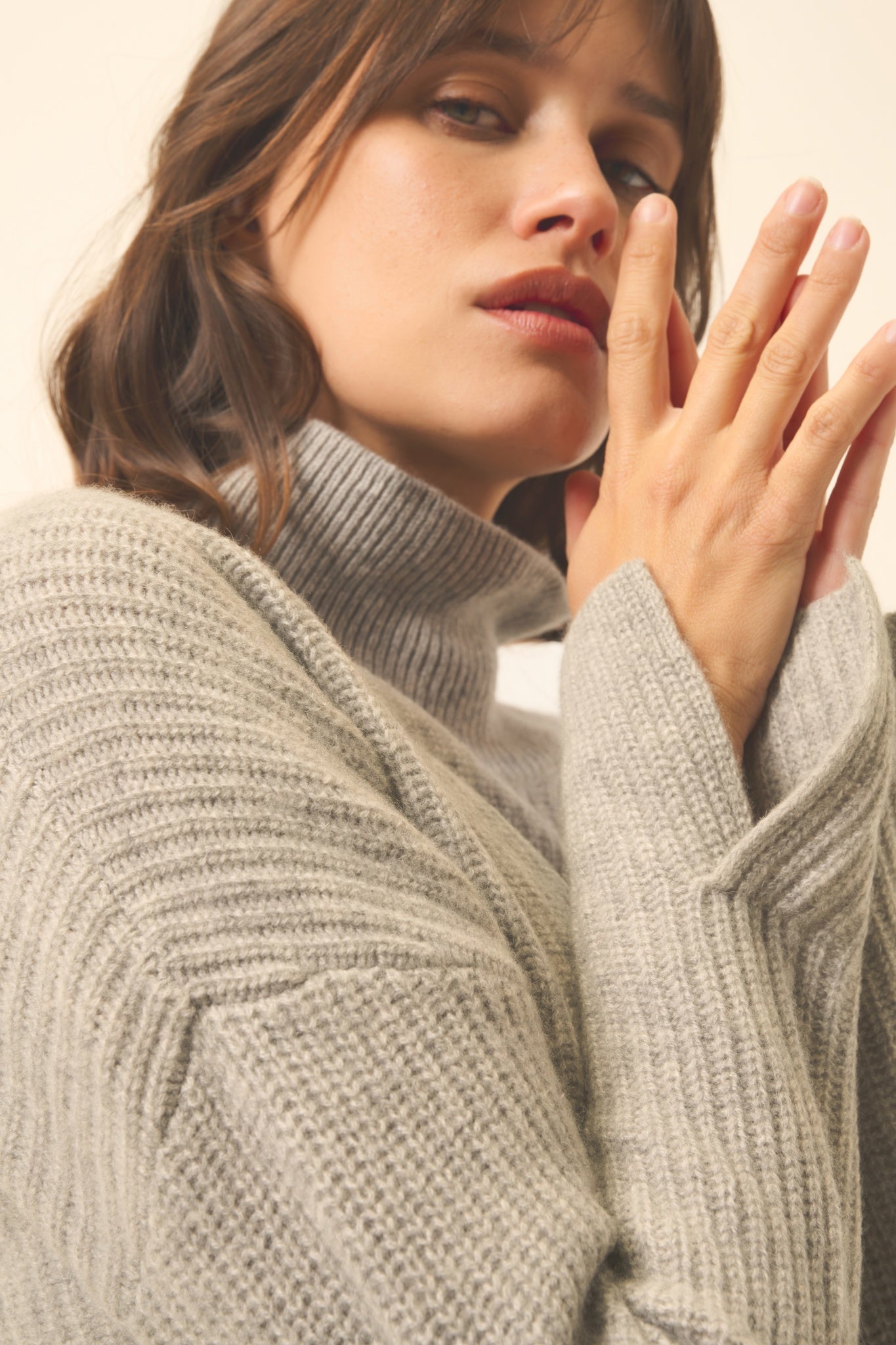 LOUISE cloud turtleneck sweater
