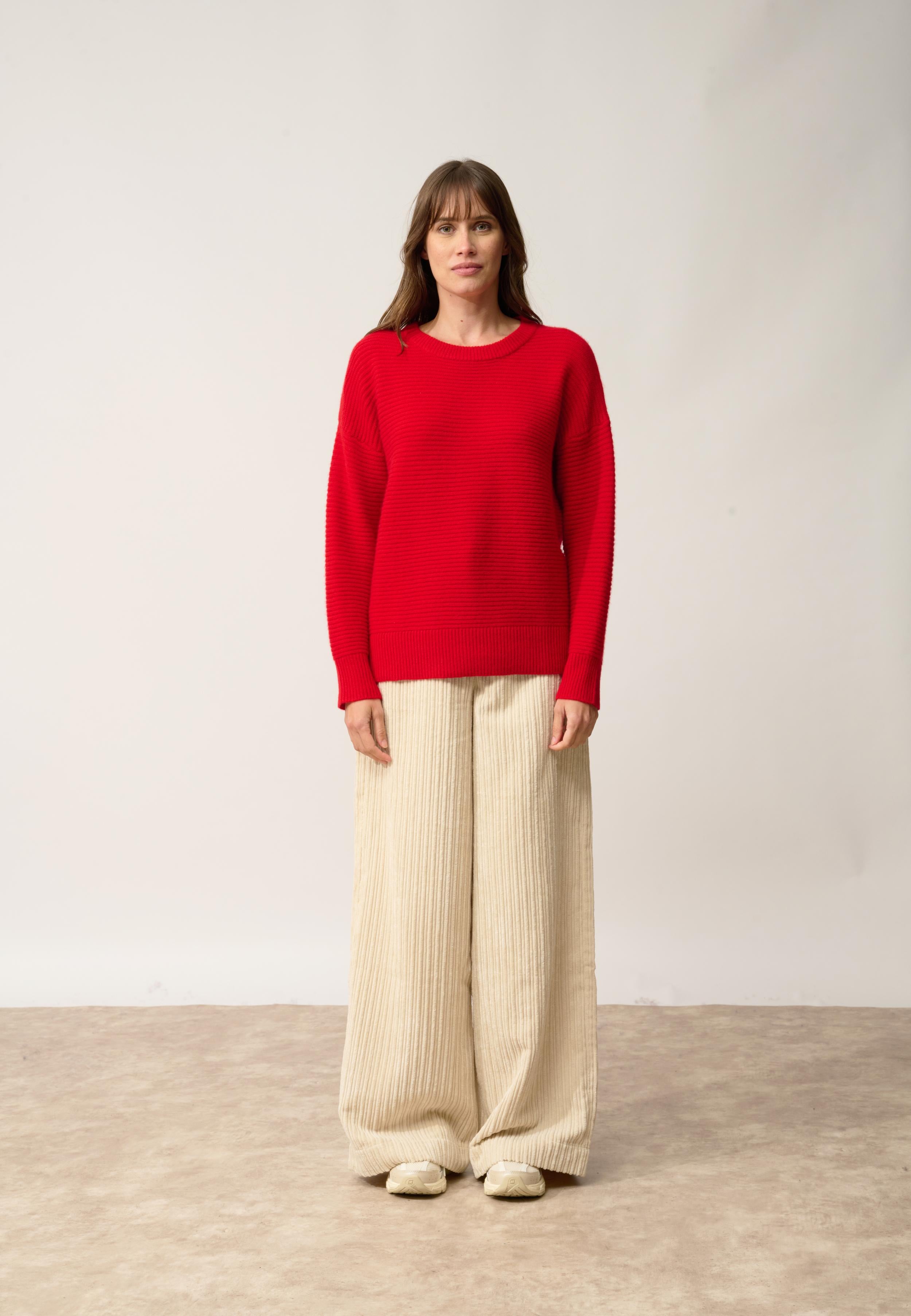 LOUNA pull col rond rouge