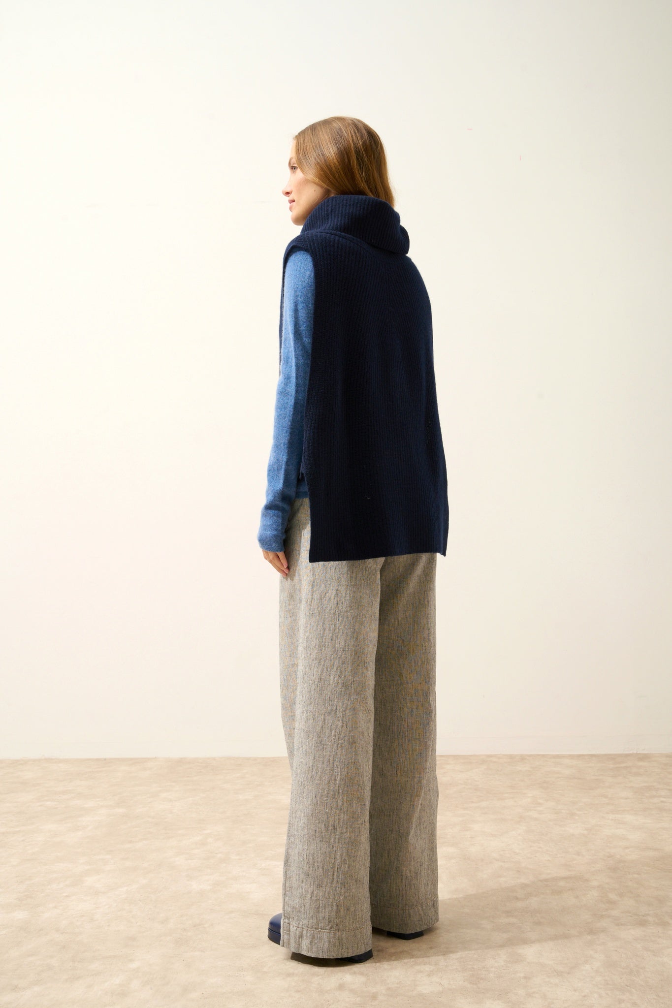 LOU cape col roulé navy