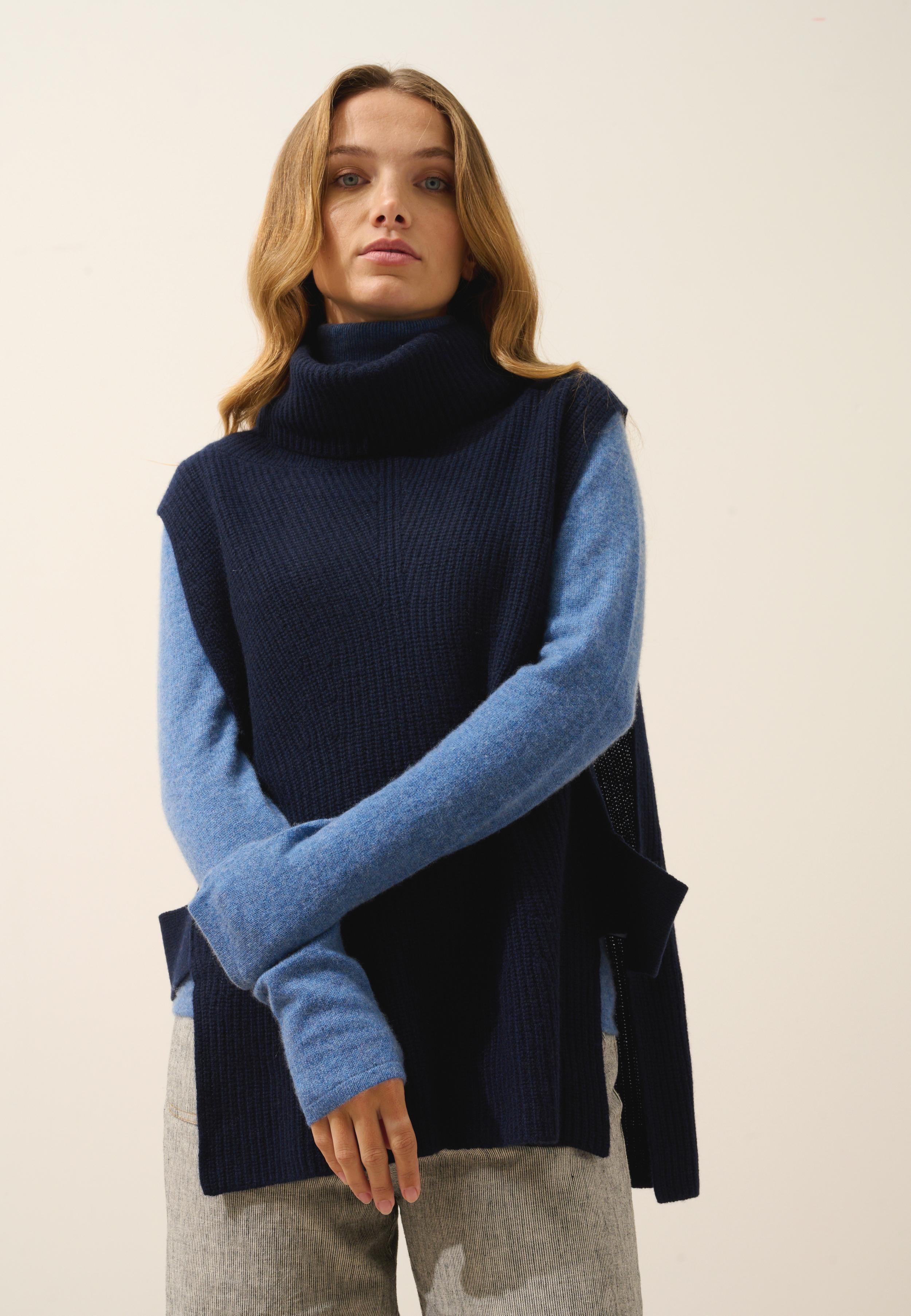 LOU cape col roulé navy