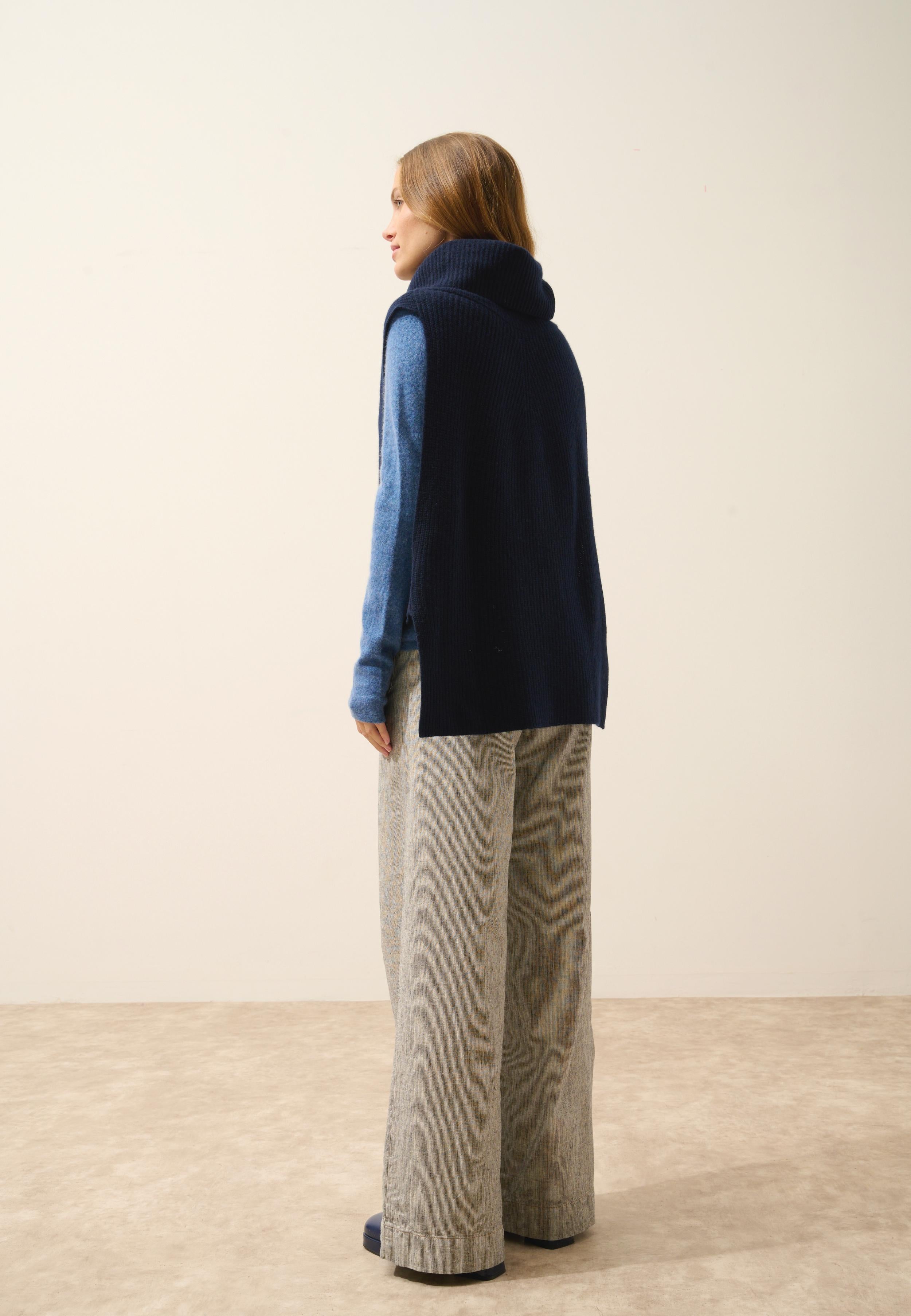 LOU cape col roulé navy