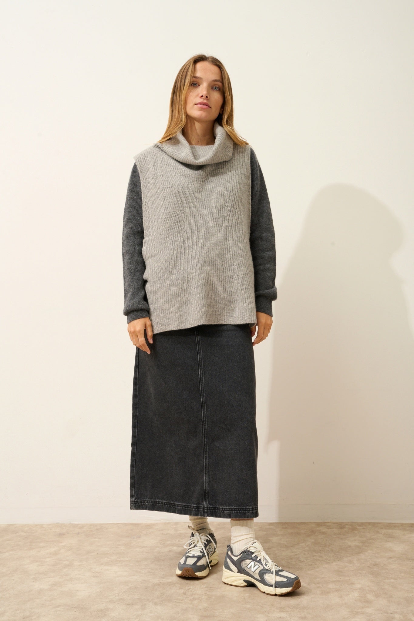 LOU cape col roulé sans manches 4 fils nuage chiné