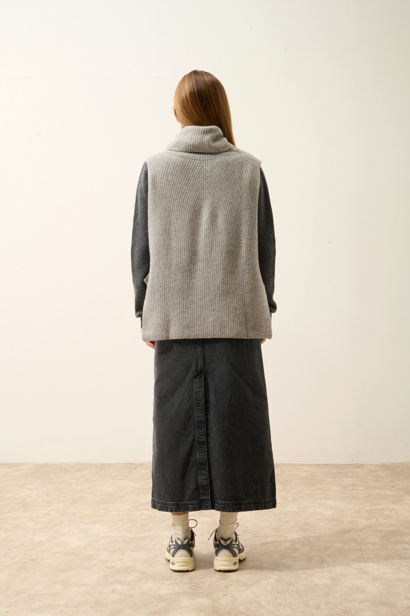 lou cape col roulé sans manches 4 fils nuage chiné 100% cachemire