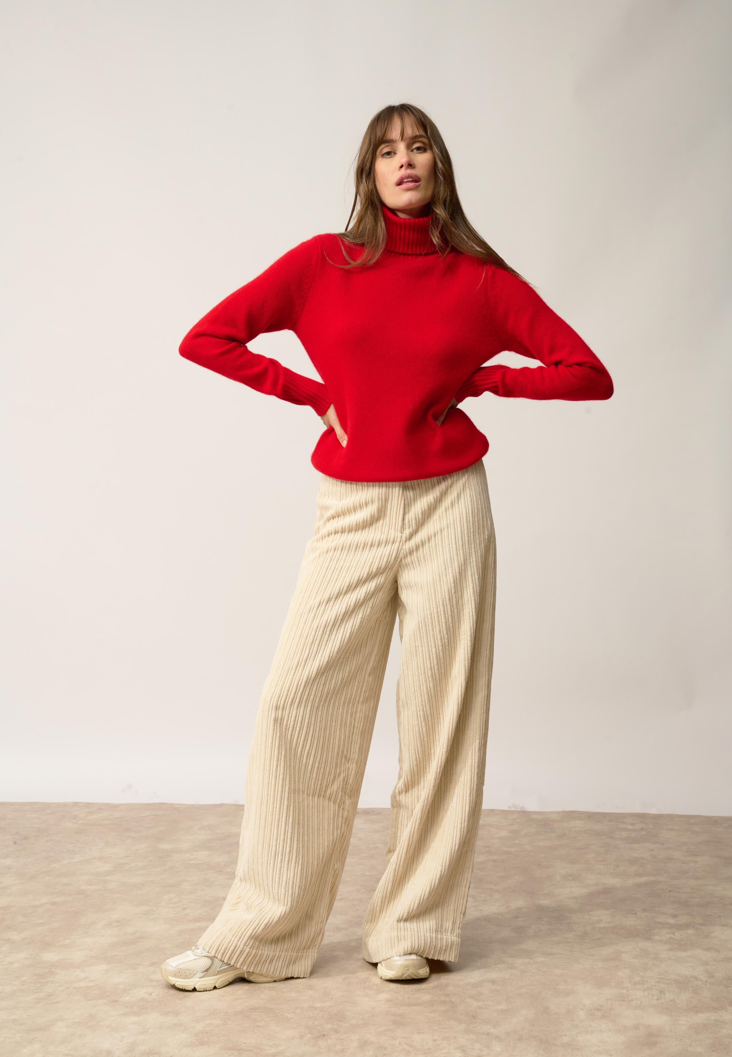 LUCIE pull col roulé rouge