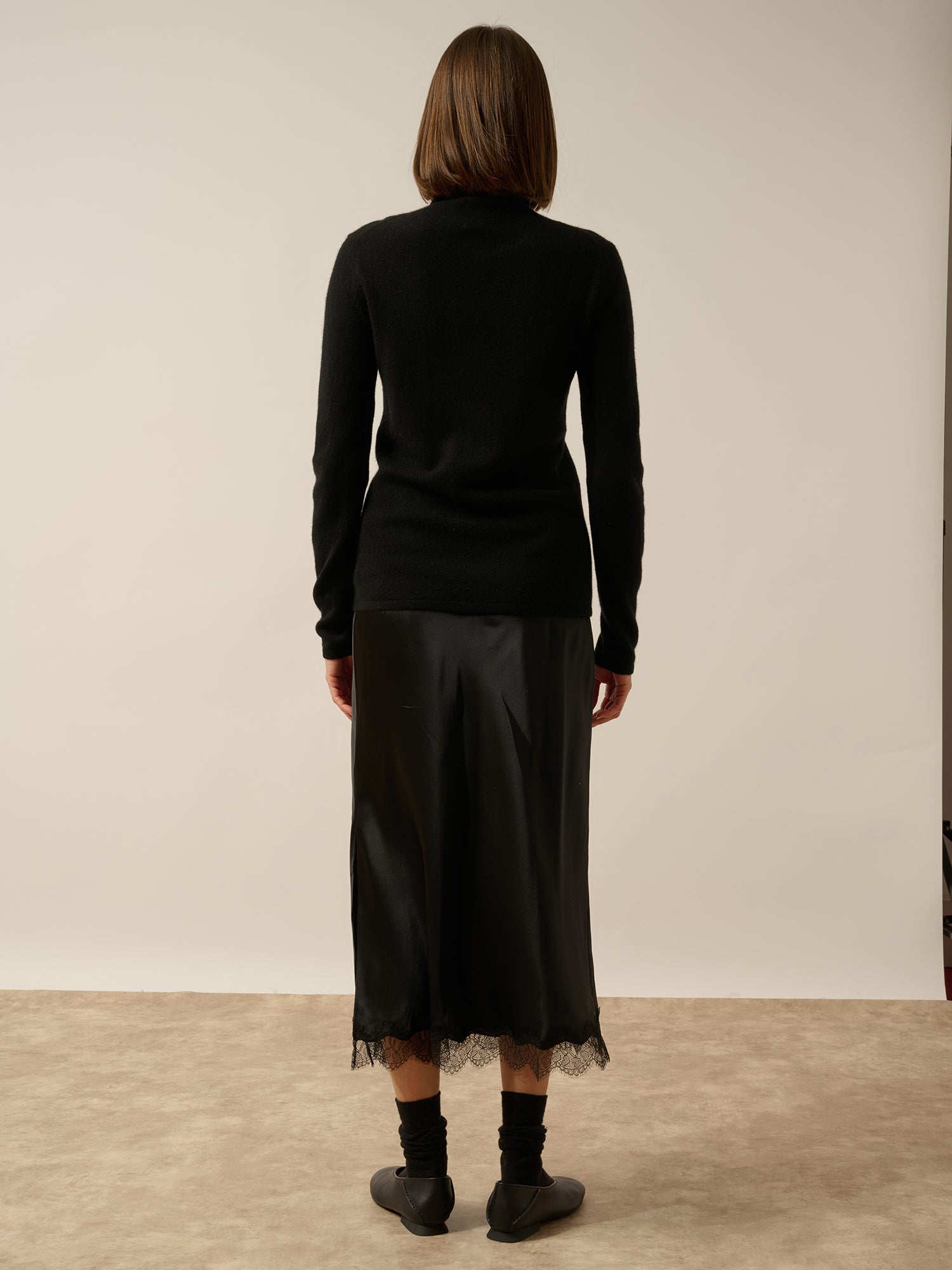 LYSANDRA pull col roulé noir