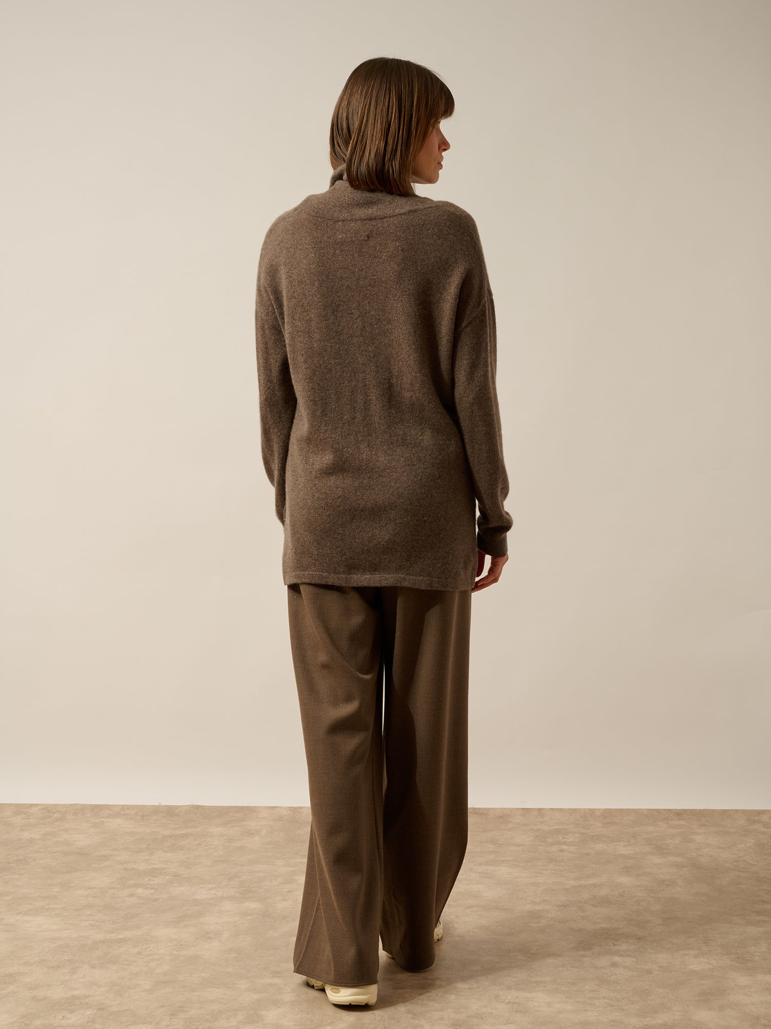 MELROSE turtleneck sweater in heathered taupe