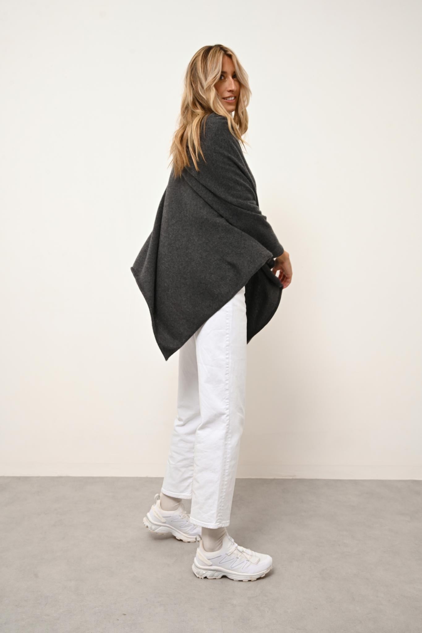MEREDITH poncho col bateau anthracite chiné