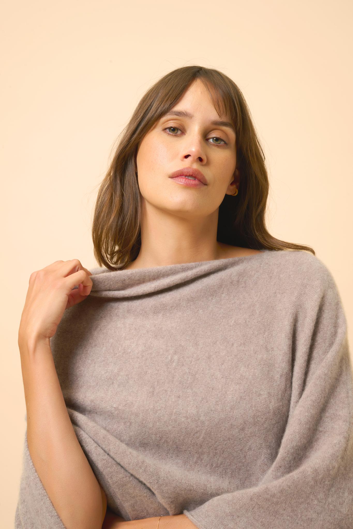 MEREDITH poncho col bateau caribou chiné