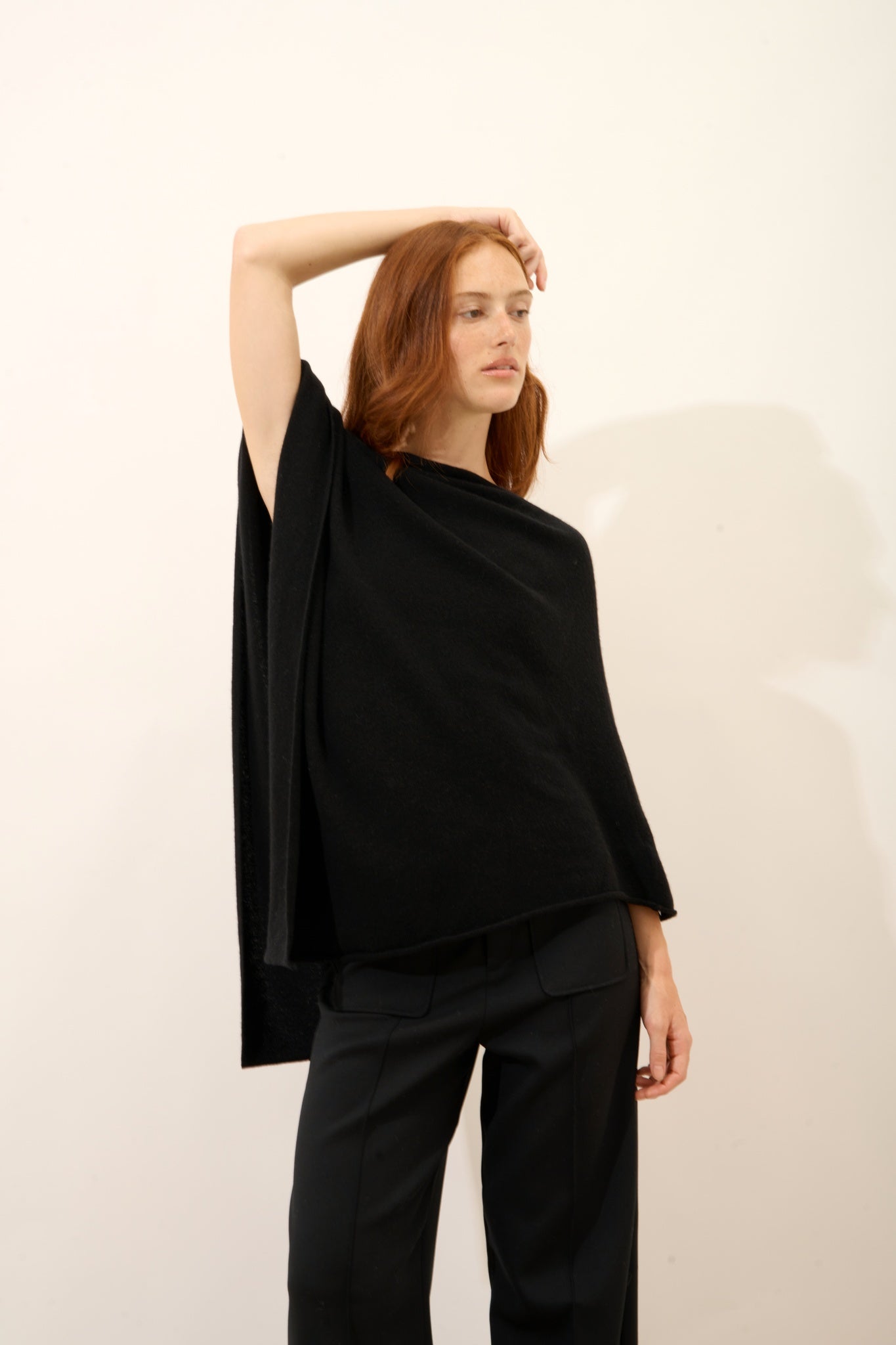 MEREDITH poncho col bateau noir