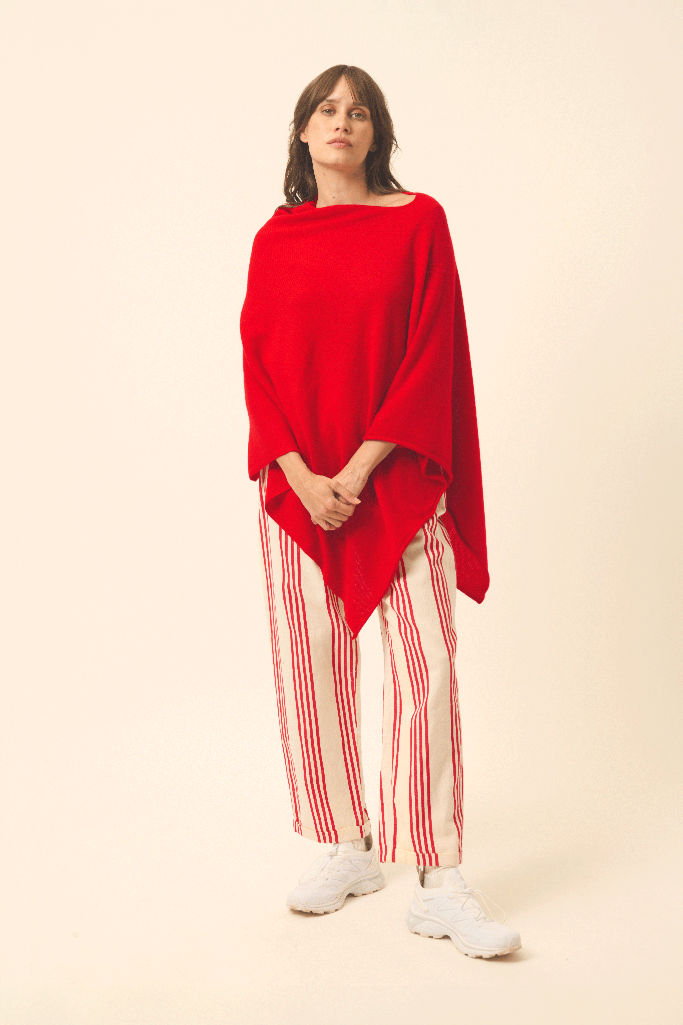 MEREDITH poncho col bateau rouge