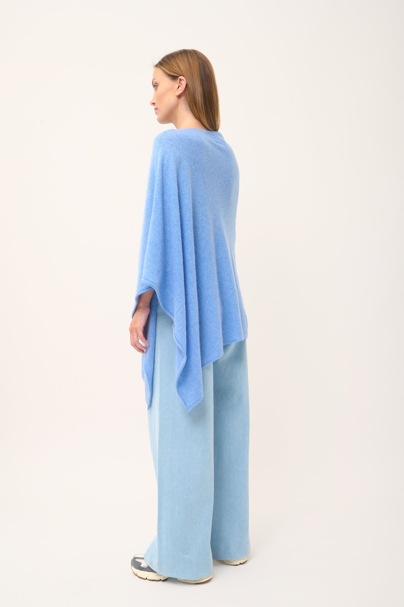 MEREDITH poncho col bateau sky