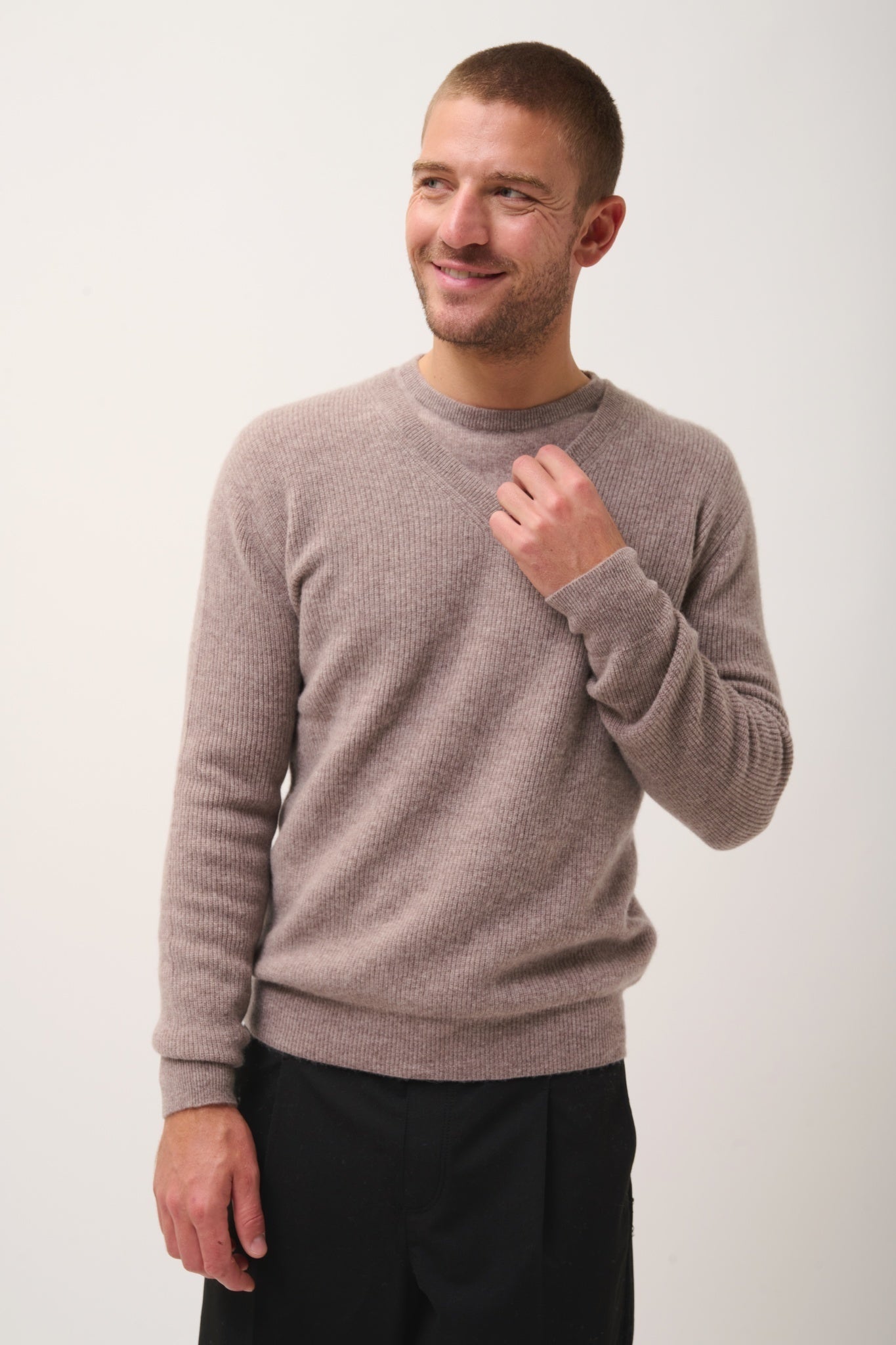 MEVRON pull col v caribou chiné