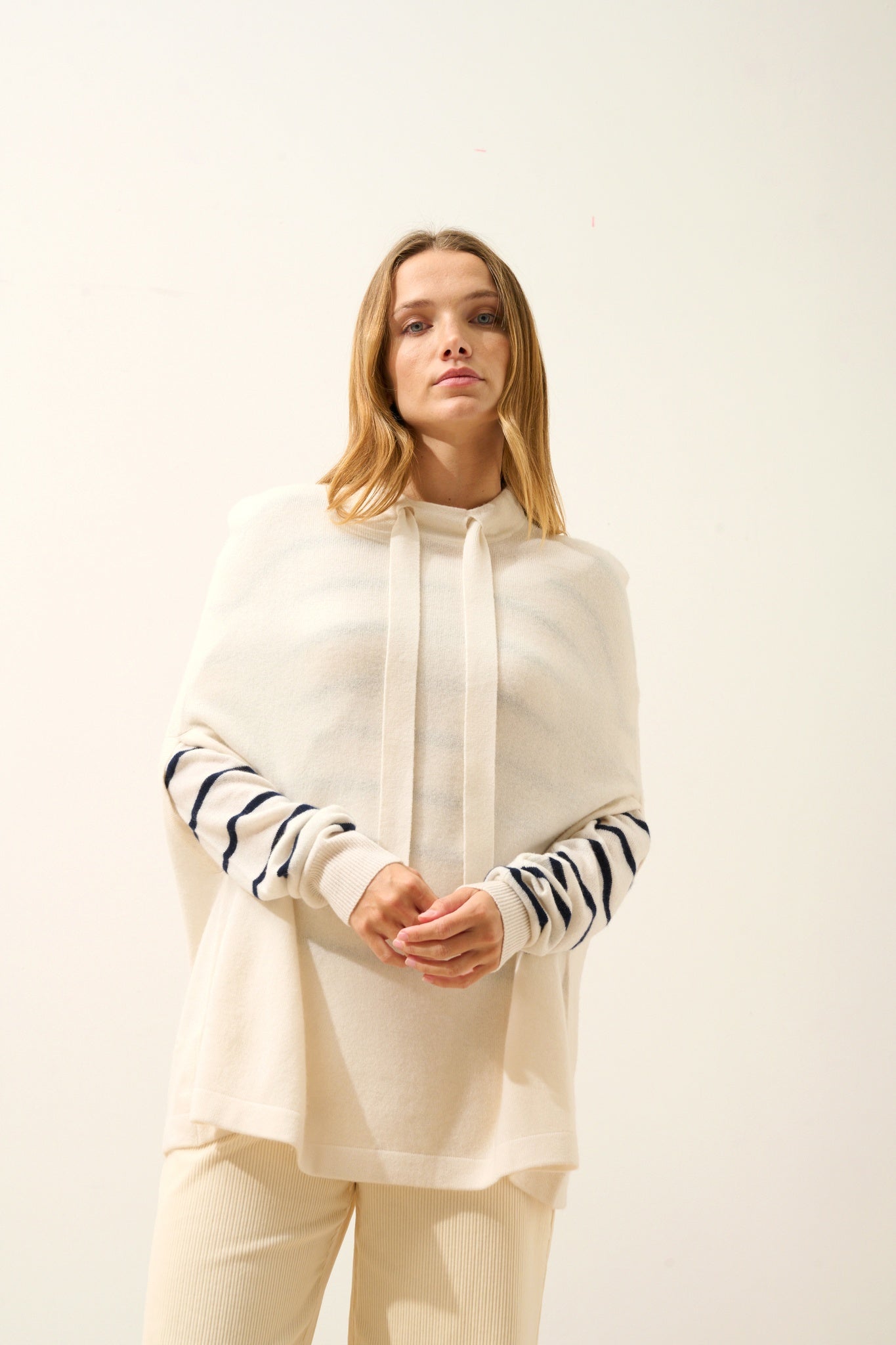 MIAMAR cape col rond ivoire