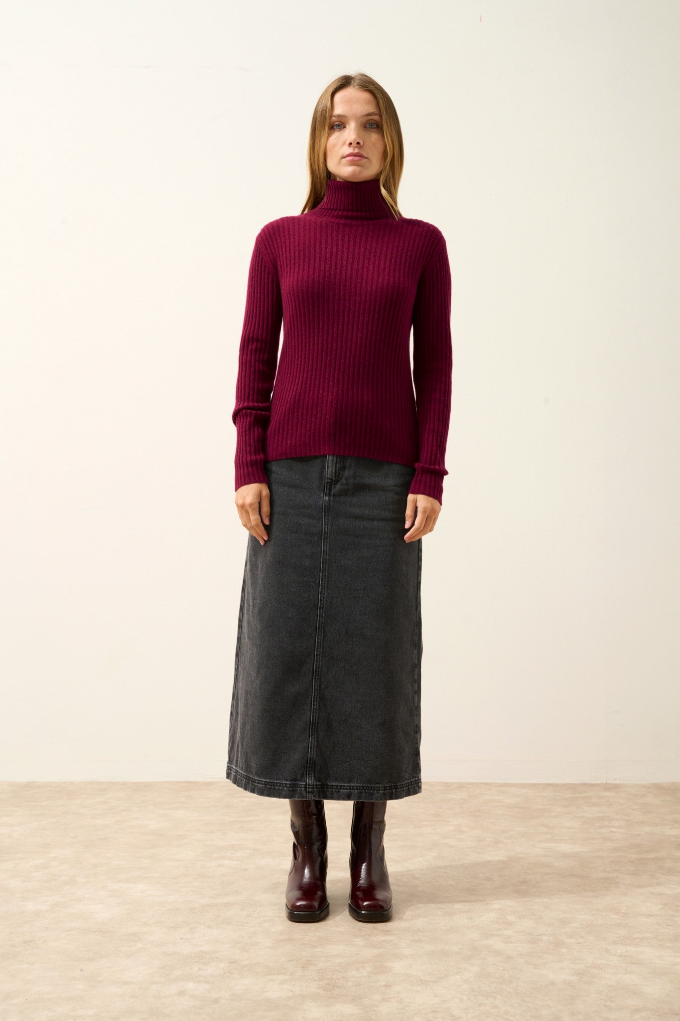 miraya pull col roulé bordeaux 100% cachemire