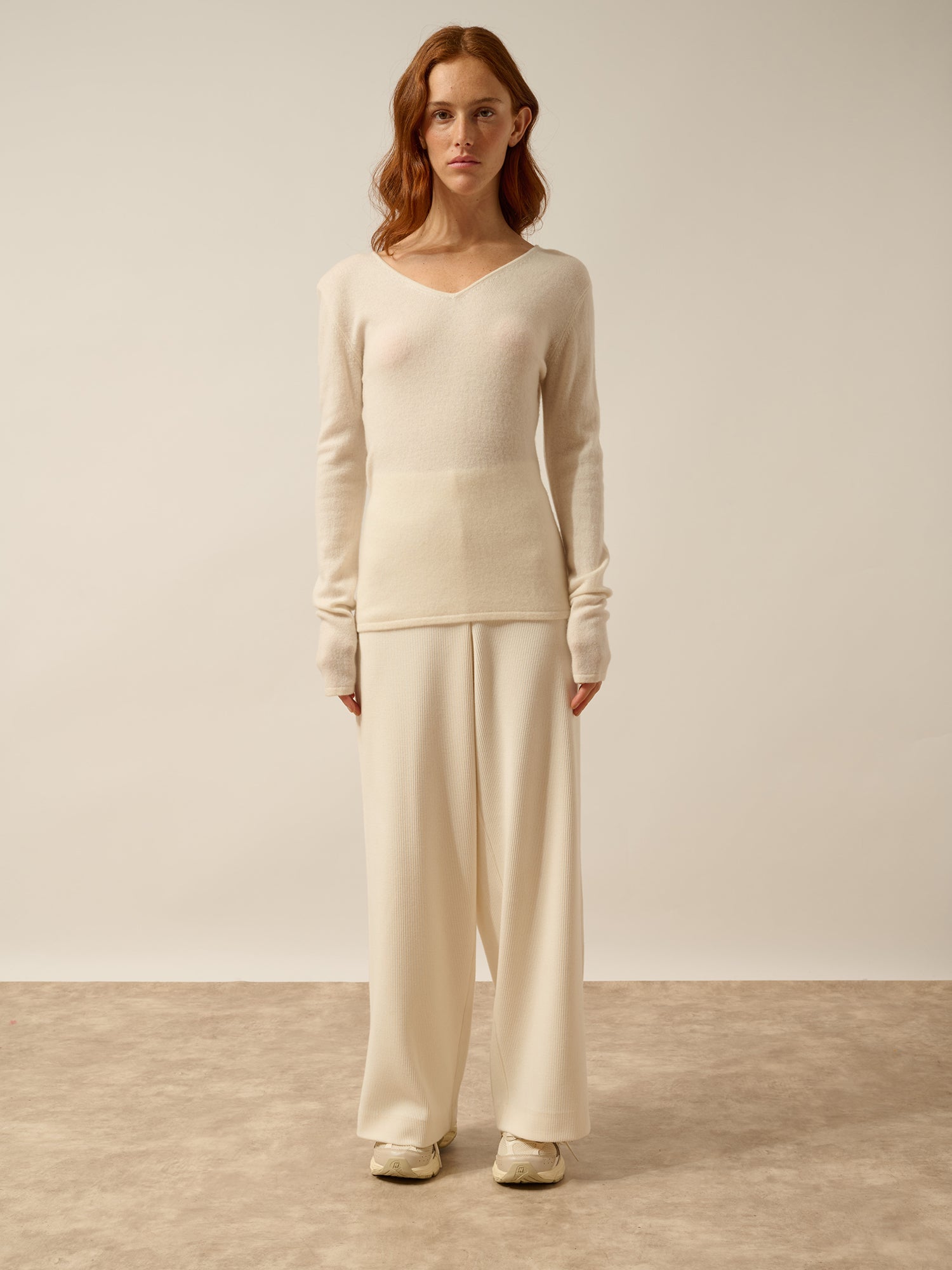 MIRELLA pull col v devant et dos ivoire