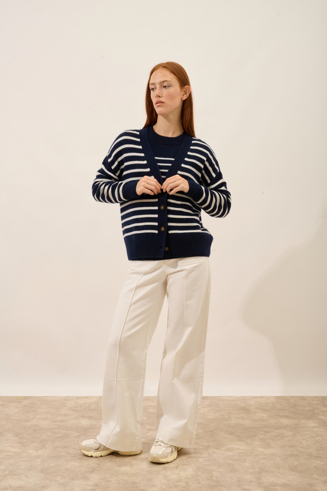 mirena cardigan col v 4 fils bi-color navy/ivoire 100% cachemire