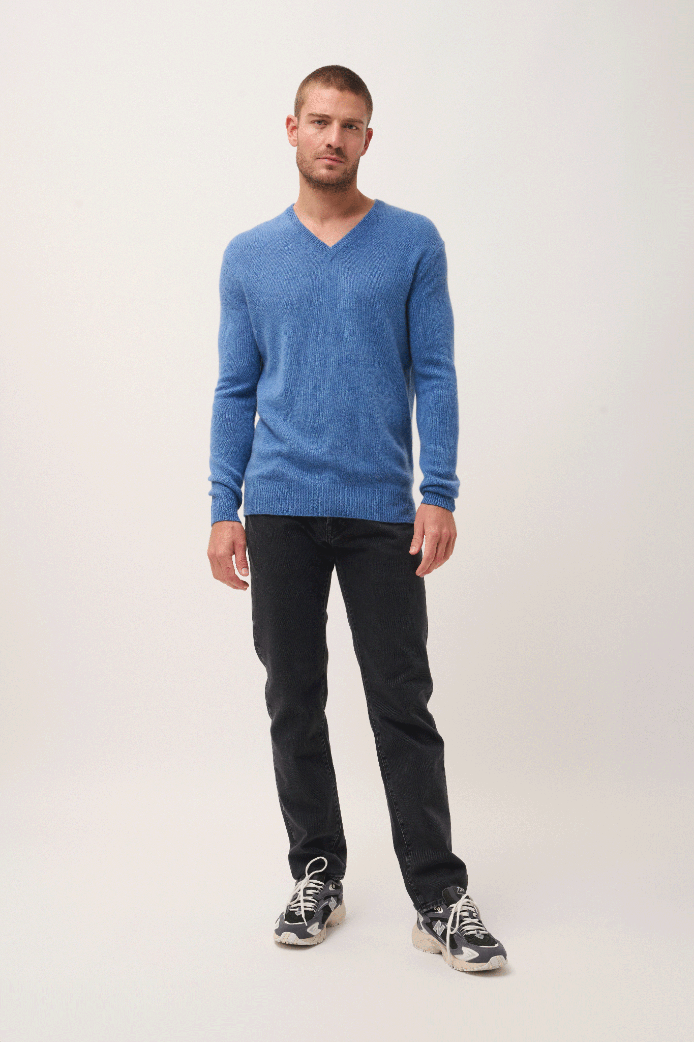 NATHAN  pull col v bleu denim