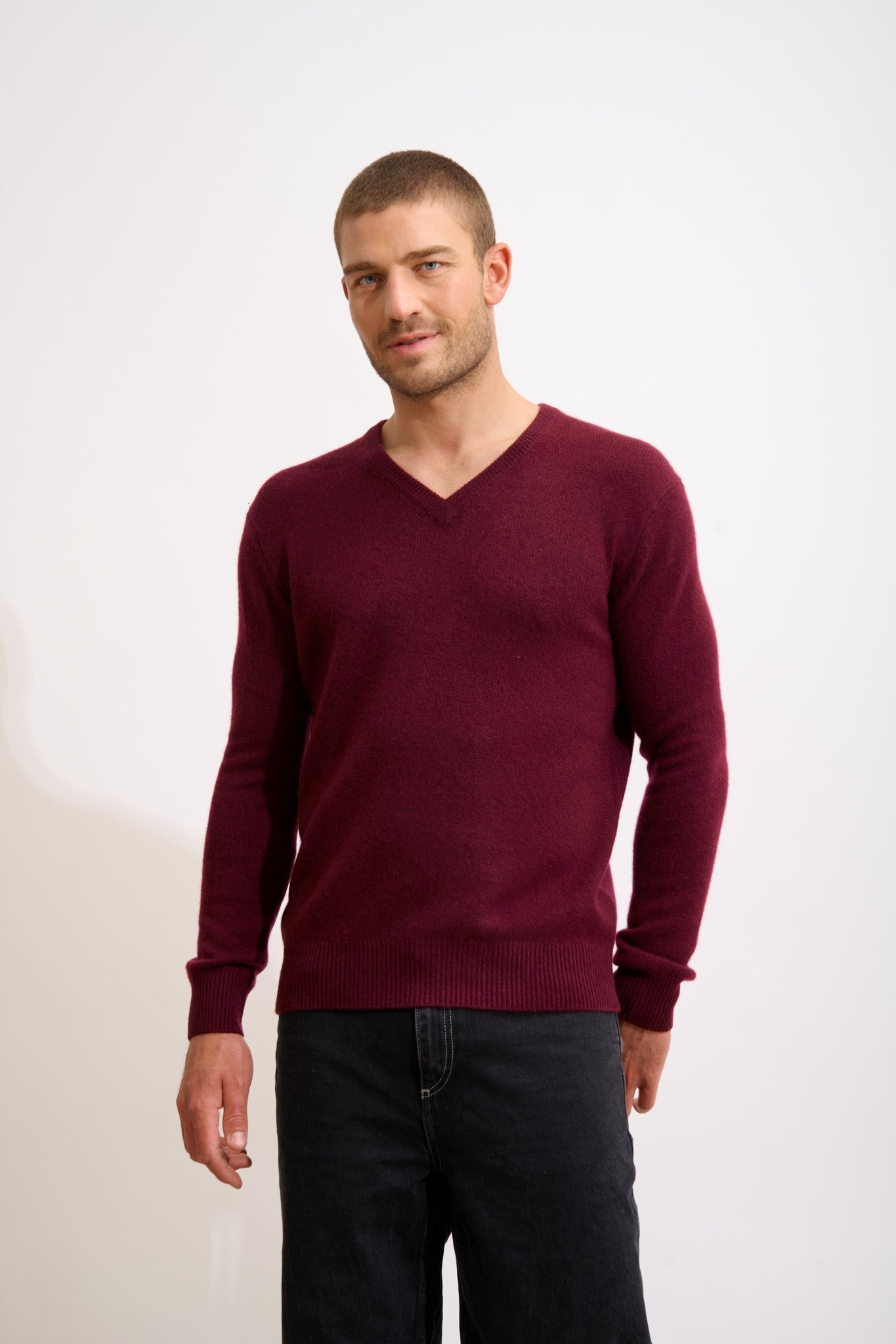 nathan pull col v 4 fils mûre 100% cachemire