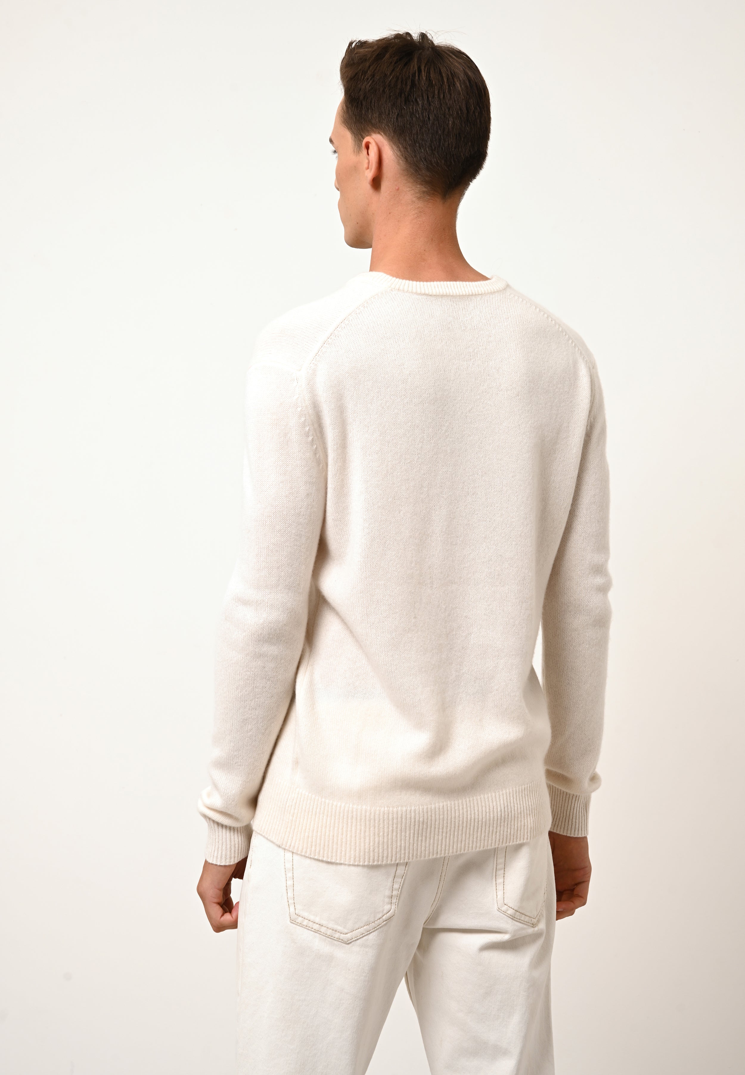 NATHAN snow v-neck sweater