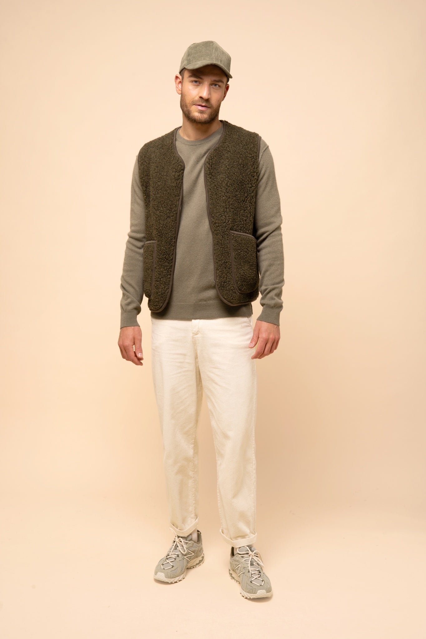 NOE round-neck army sweater