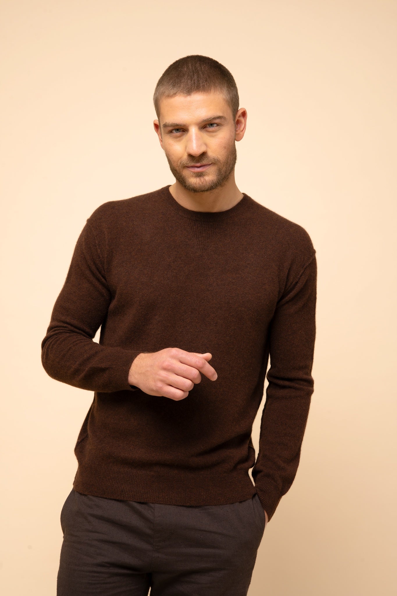 NOE pull col rond café