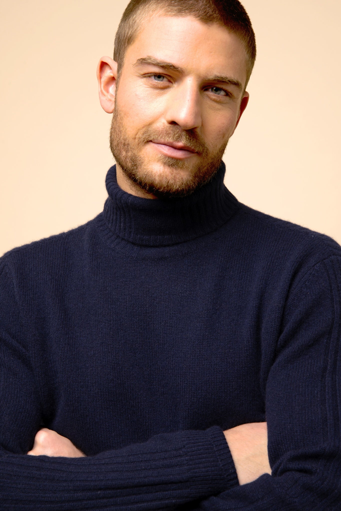 NOI pull col roulé navy