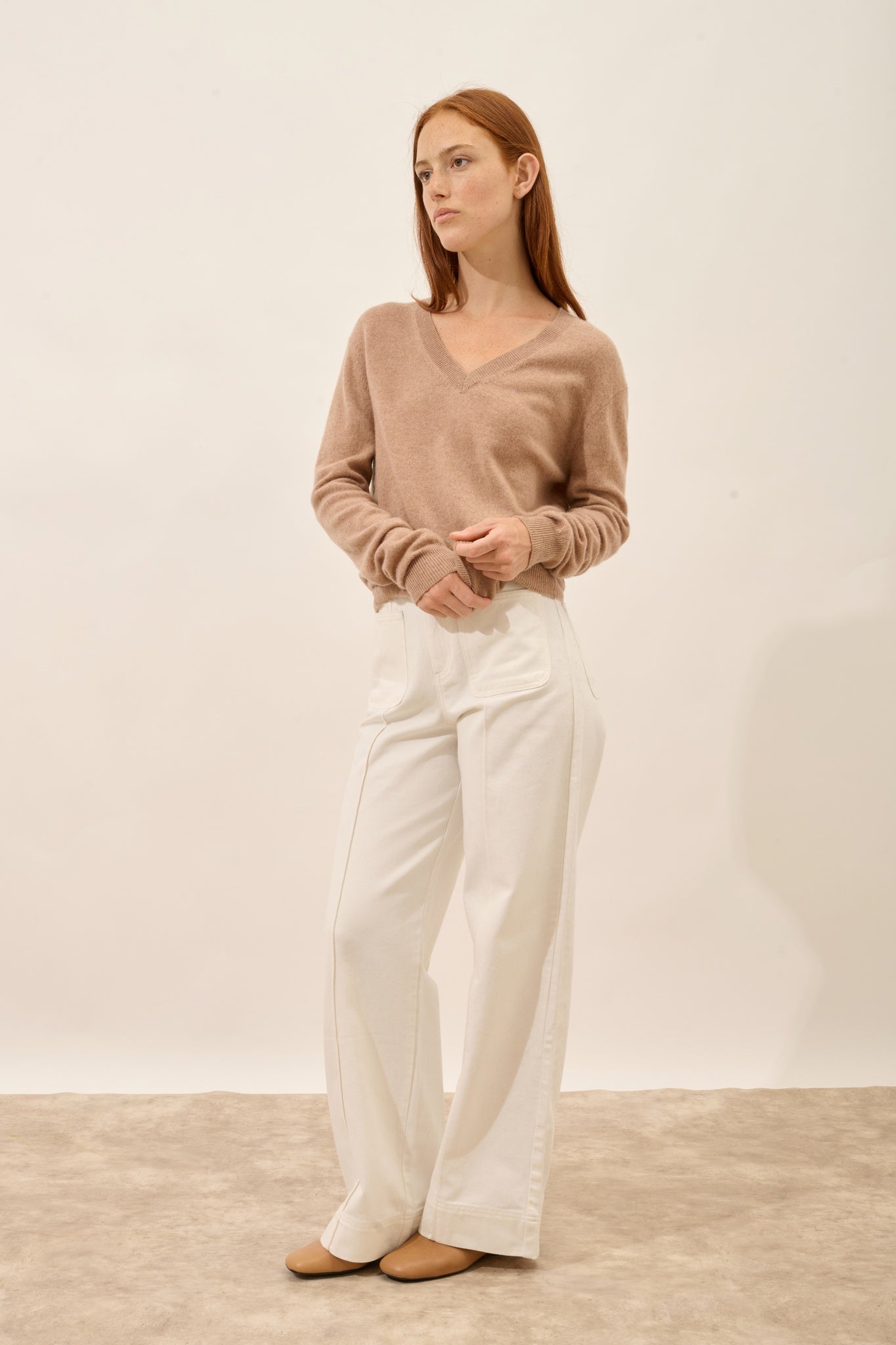 NORA pull col v camel chiné