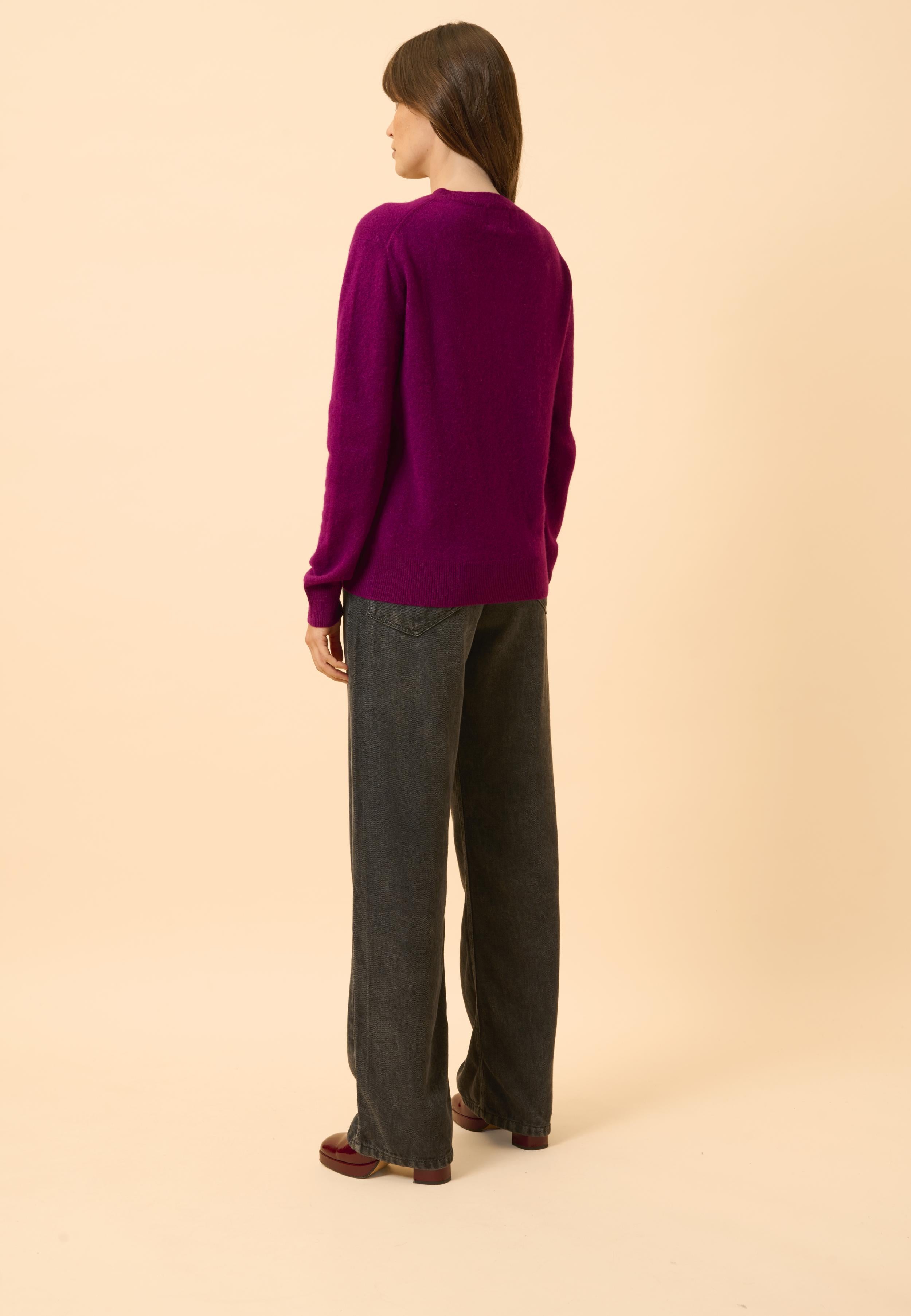 NORA plum v-neck sweater 100% cashmere