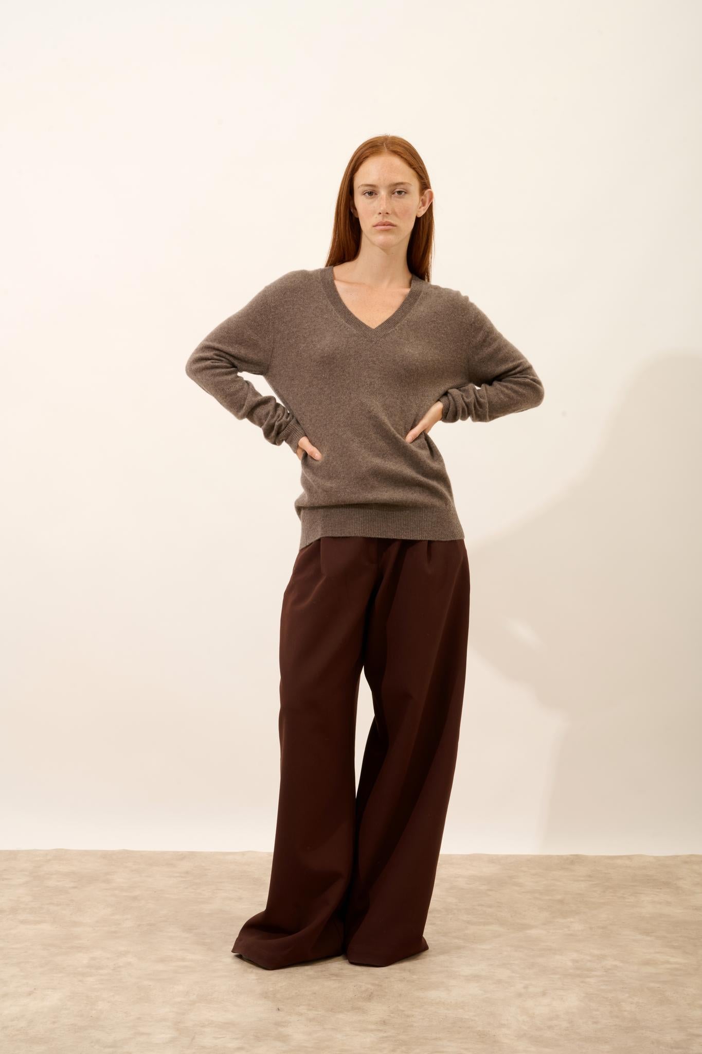 NORA pull col v taupe chiné