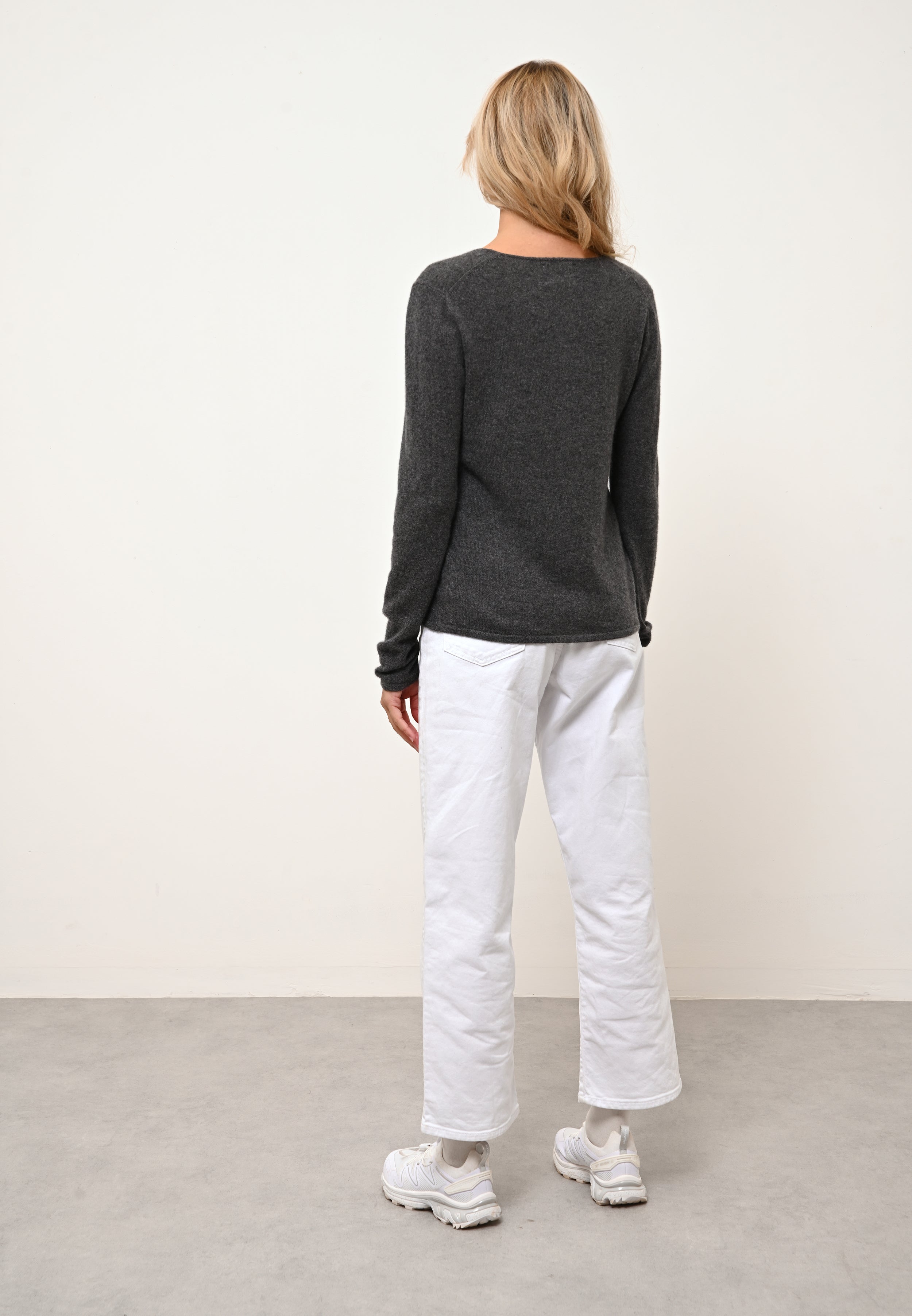 NORMA v-neck cardigan in anthracite mottled