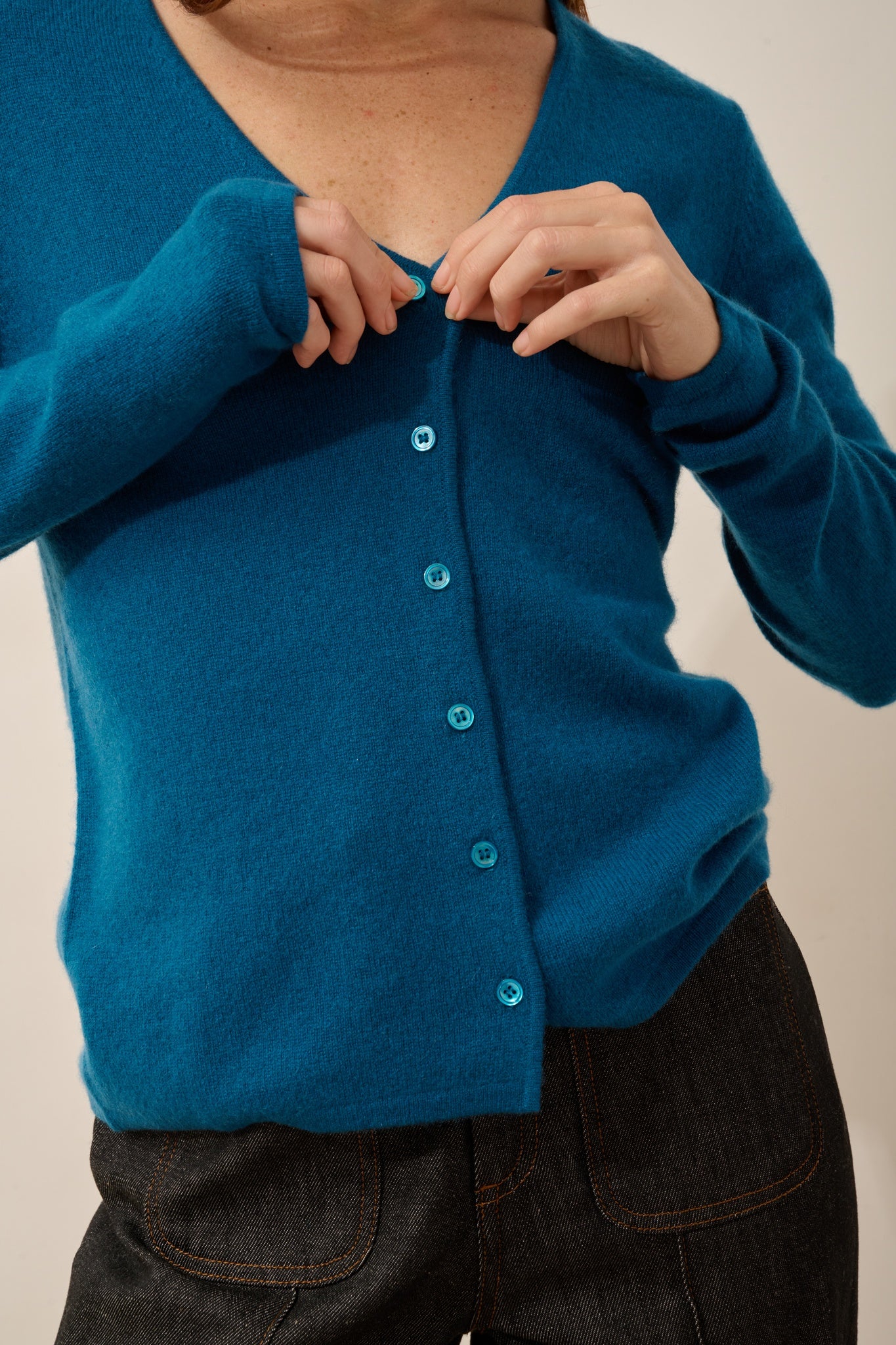 NORMA peacock V-neck cardigan