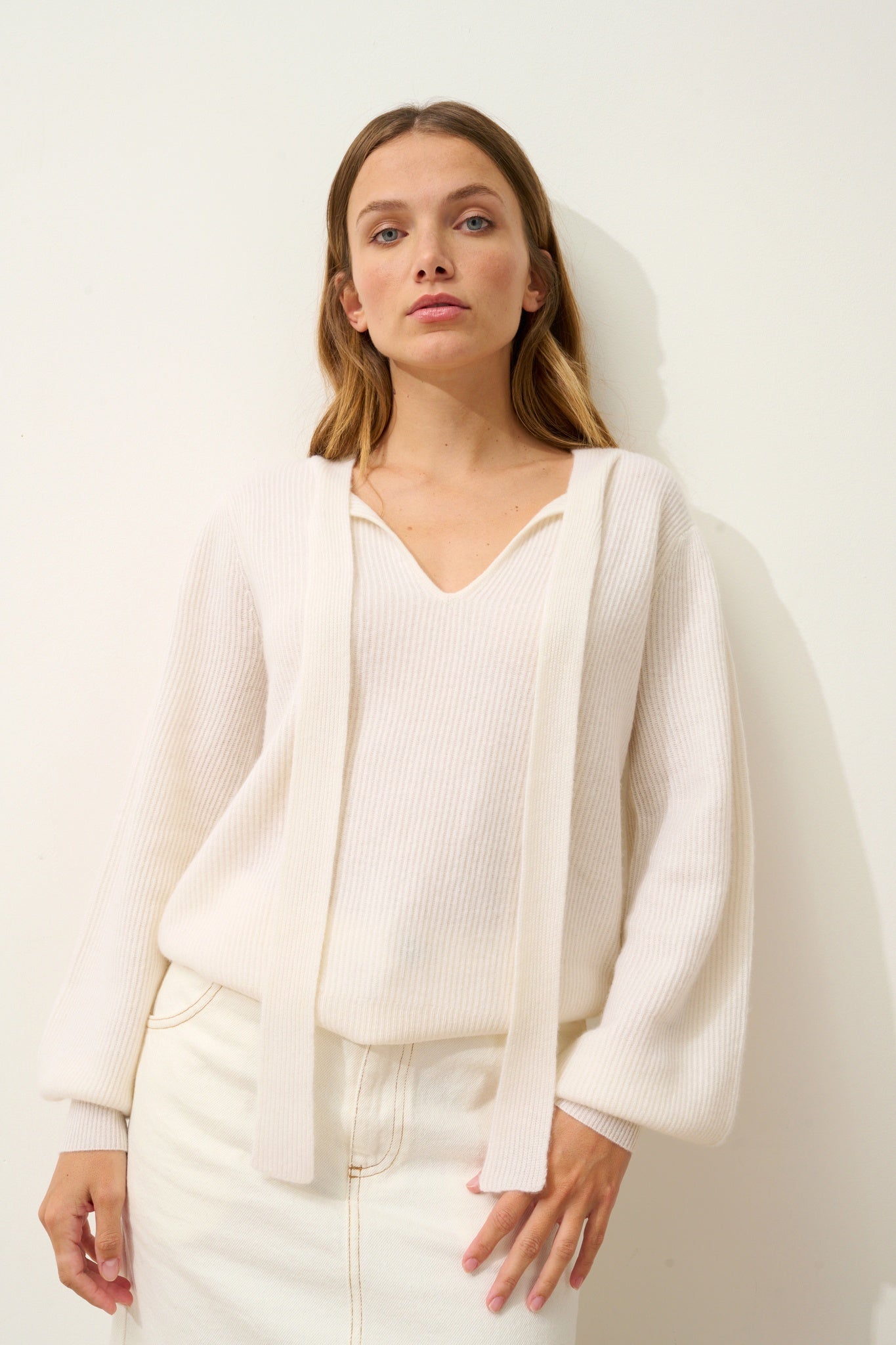 NOTY pull col lavallière neige