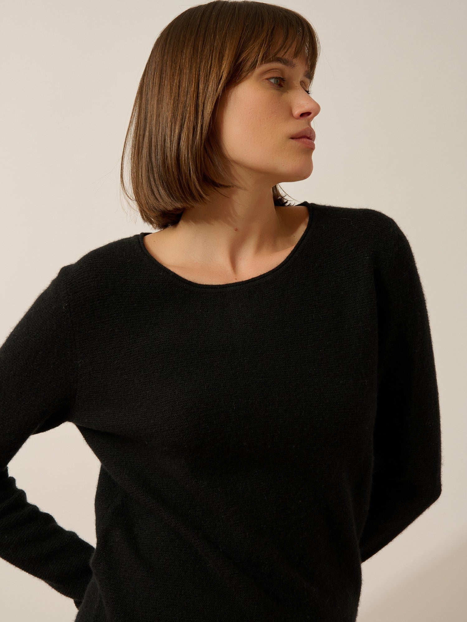 olena pull col rond noir