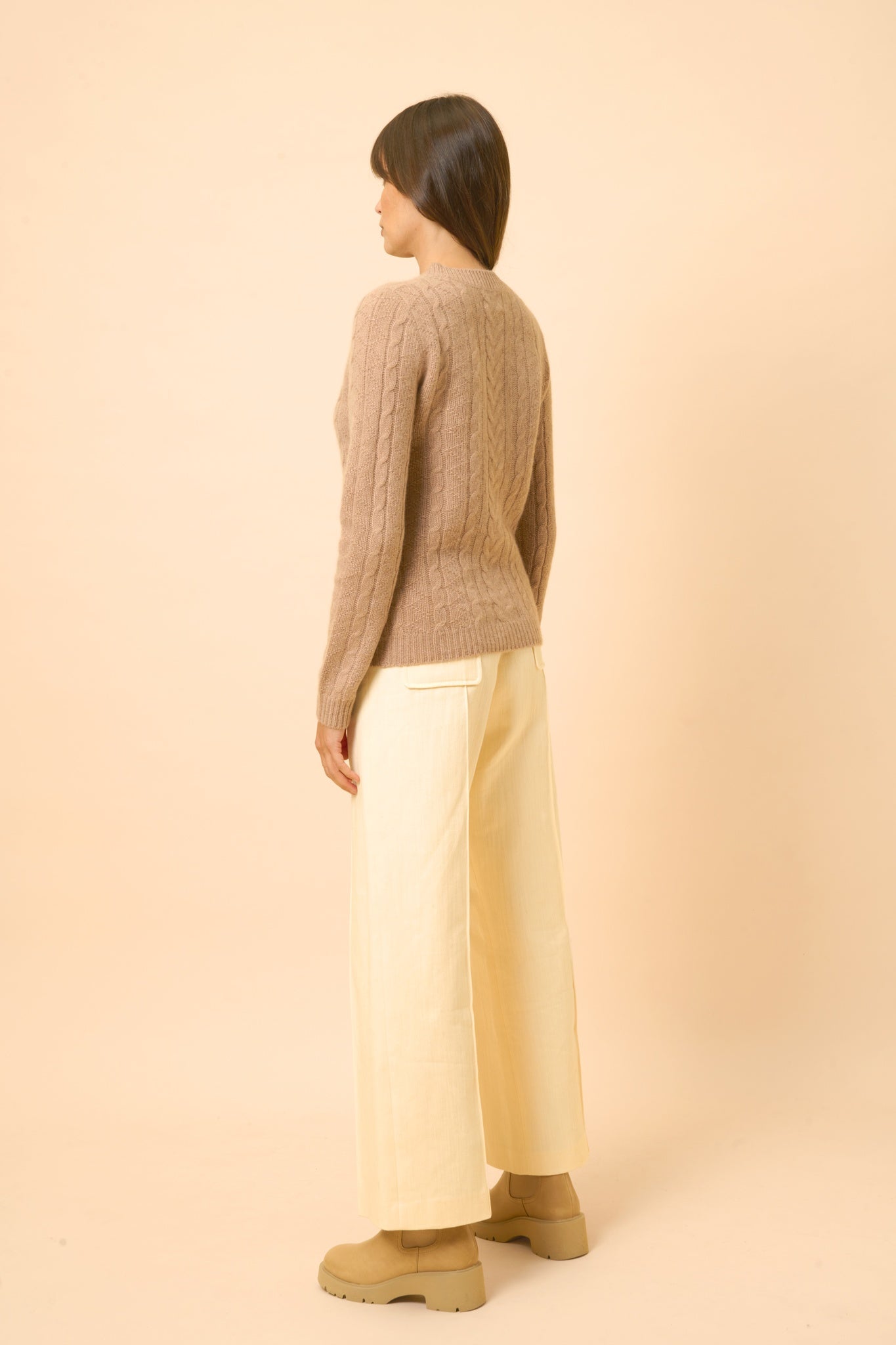 OLIVIA round-neck sweater camel mottled