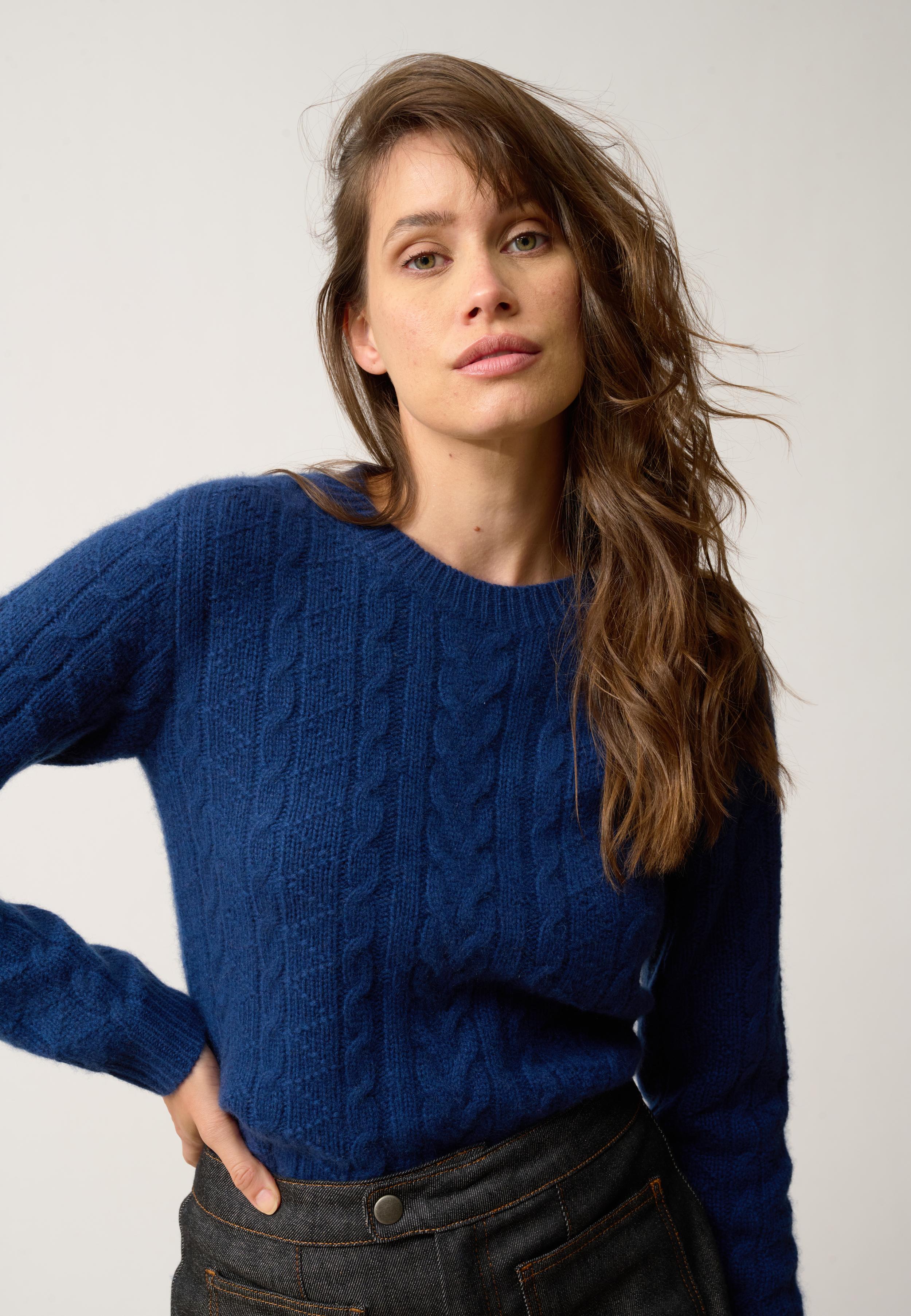 OLIVIA pull col rond minuit