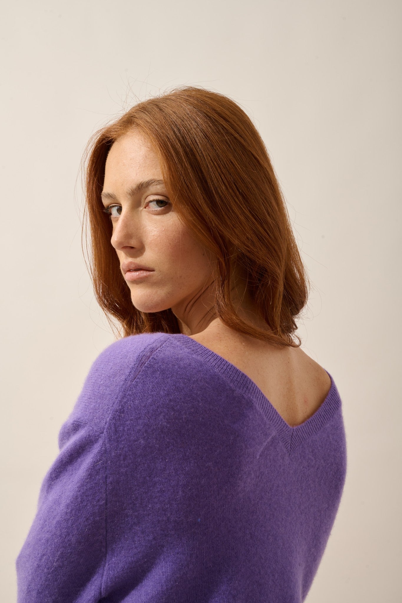 opal pull col v devant et dos glycine