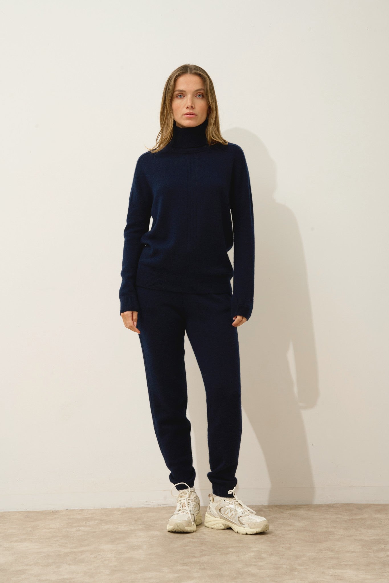 orianne pull col roulé navy 100% cachemire
