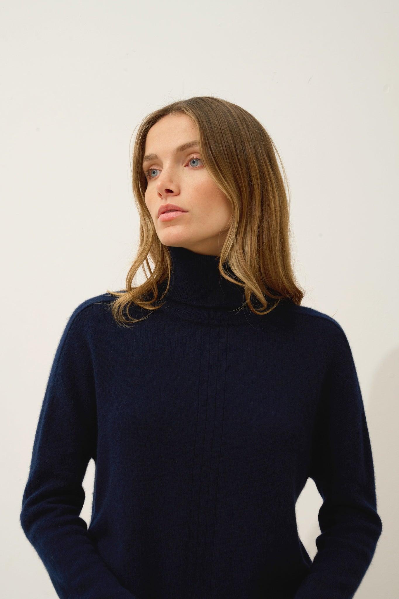 ORIANNE navy turtleneck sweater