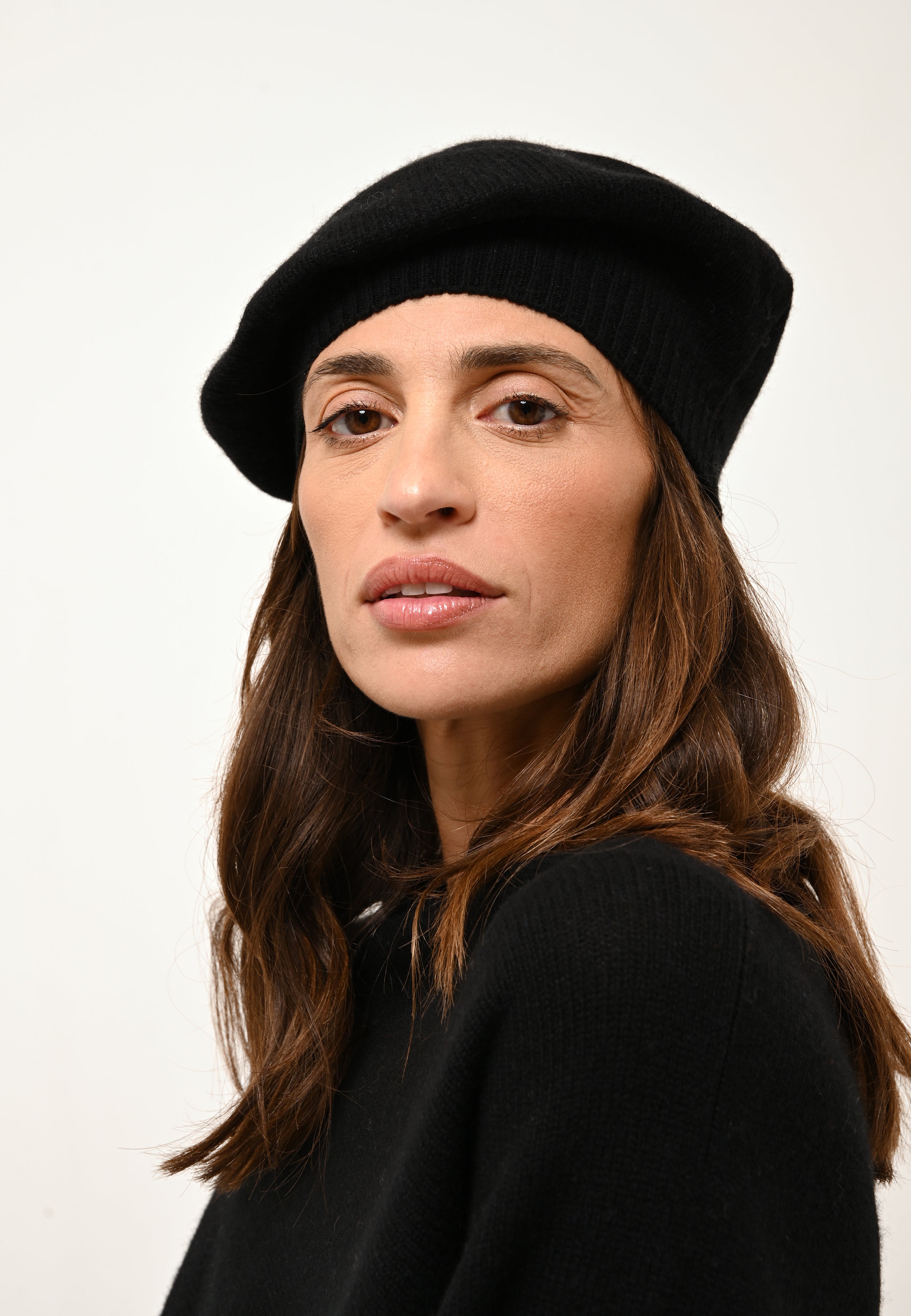 PARIS black beret