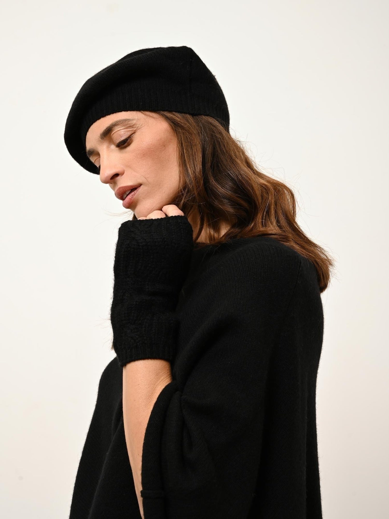 PARIS black beret