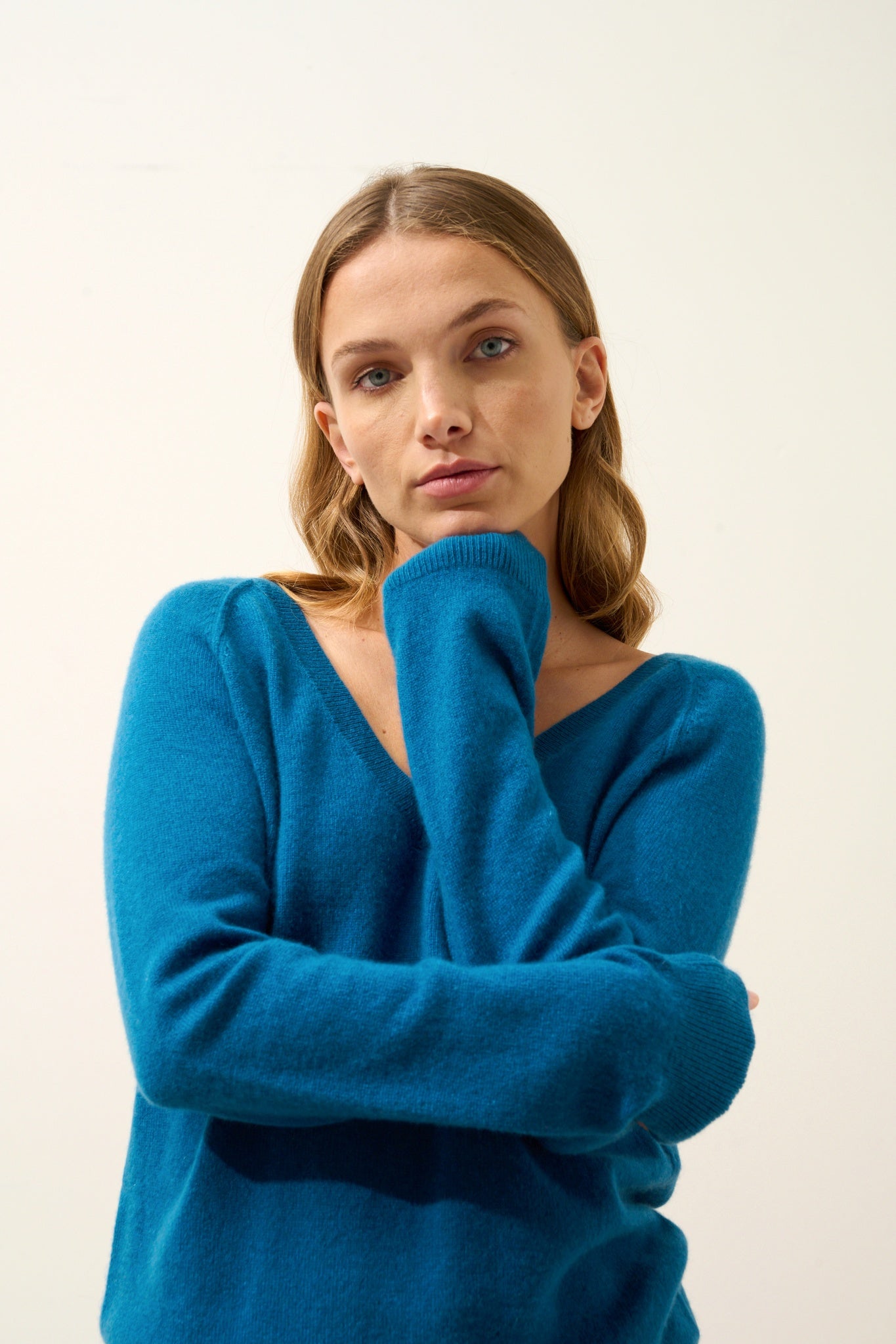 PHOEBE pull col v paon